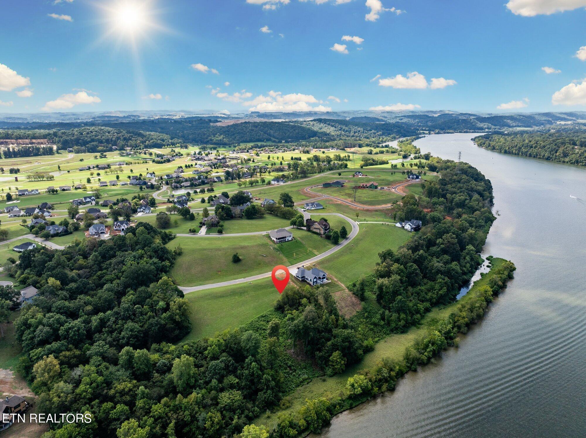 891 River Bank Trail Loudon TN 37774