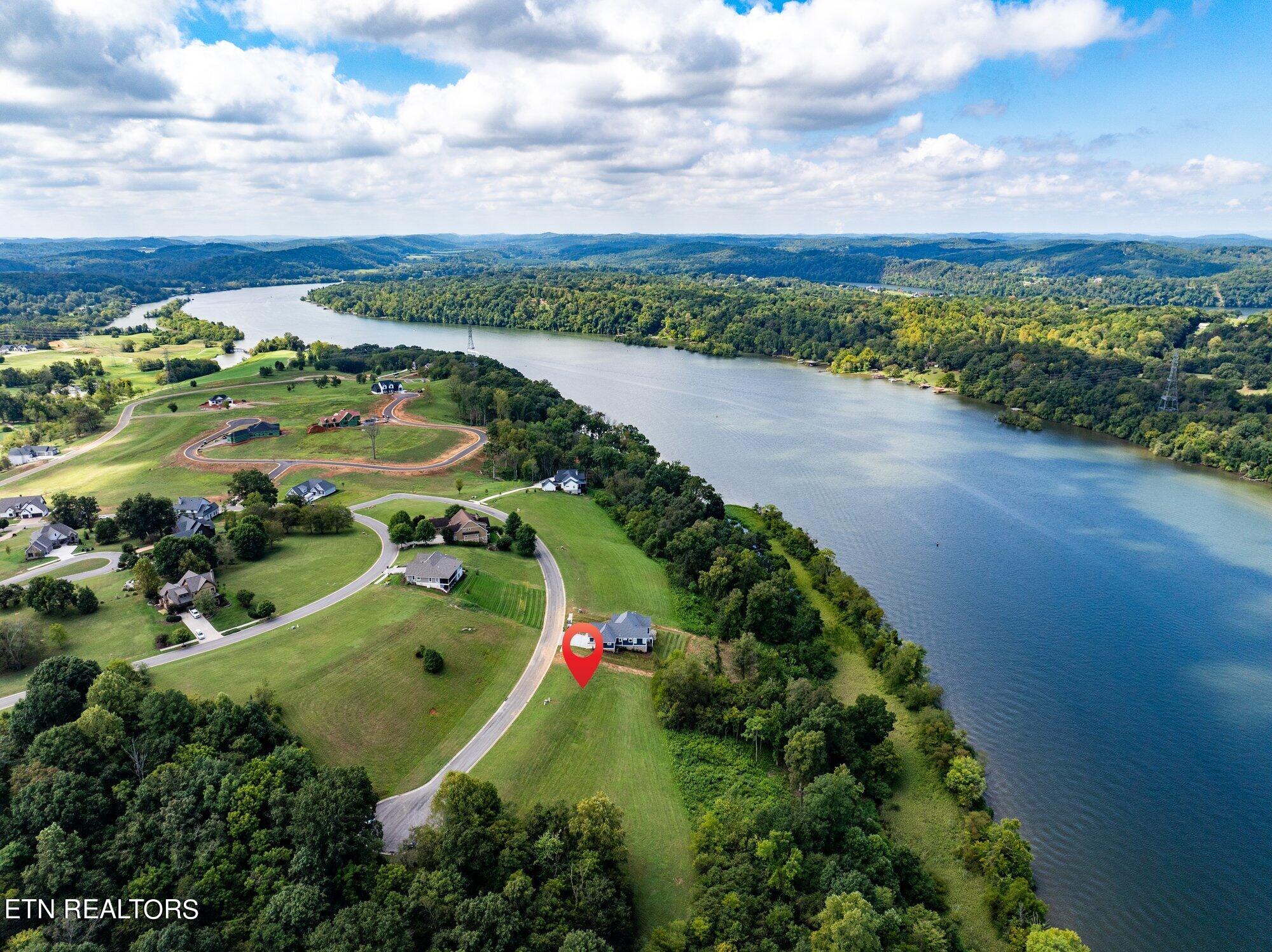 891 River Bank Trail Loudon TN 37774