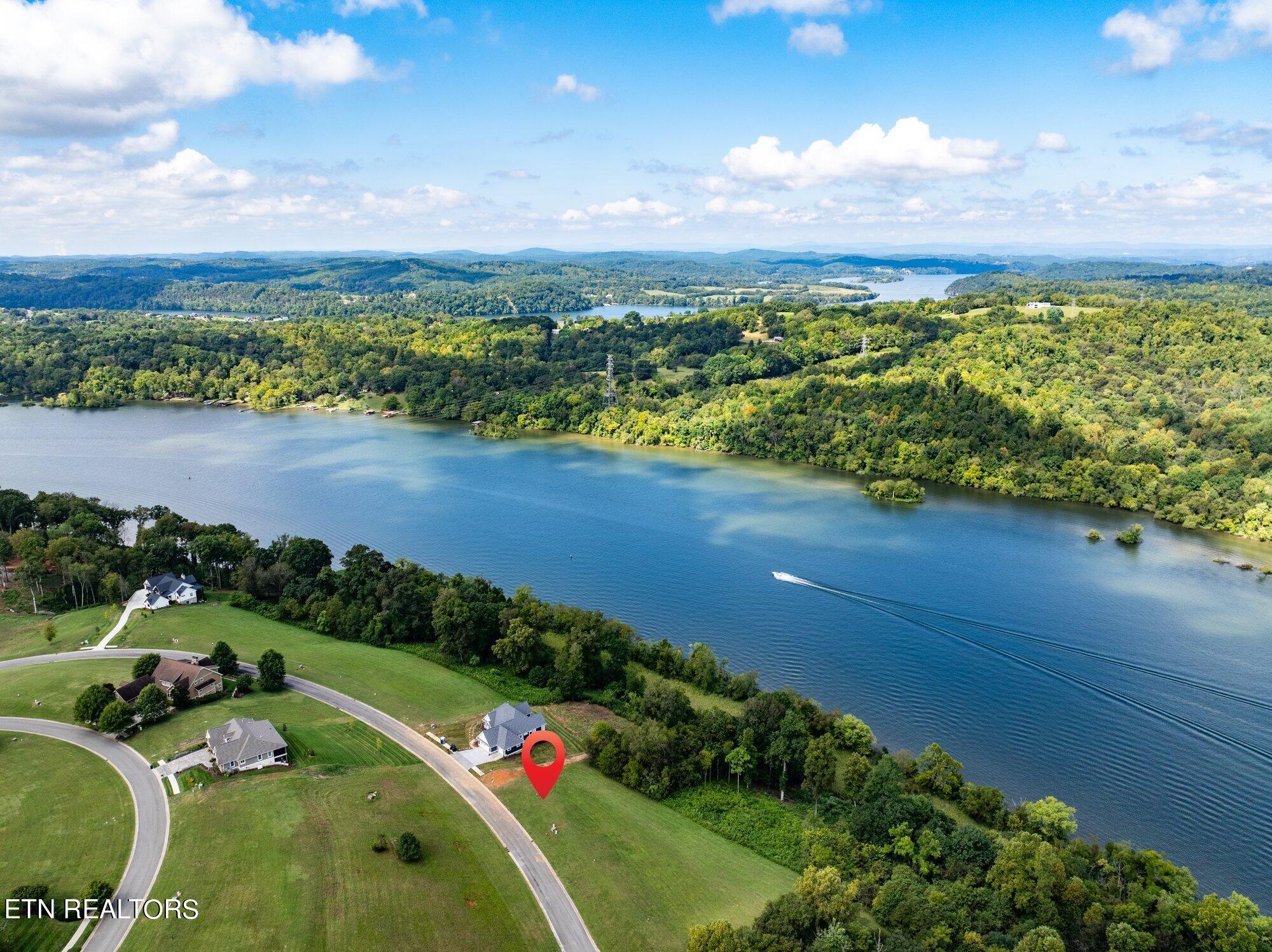 891 River Bank Trail Loudon TN 37774