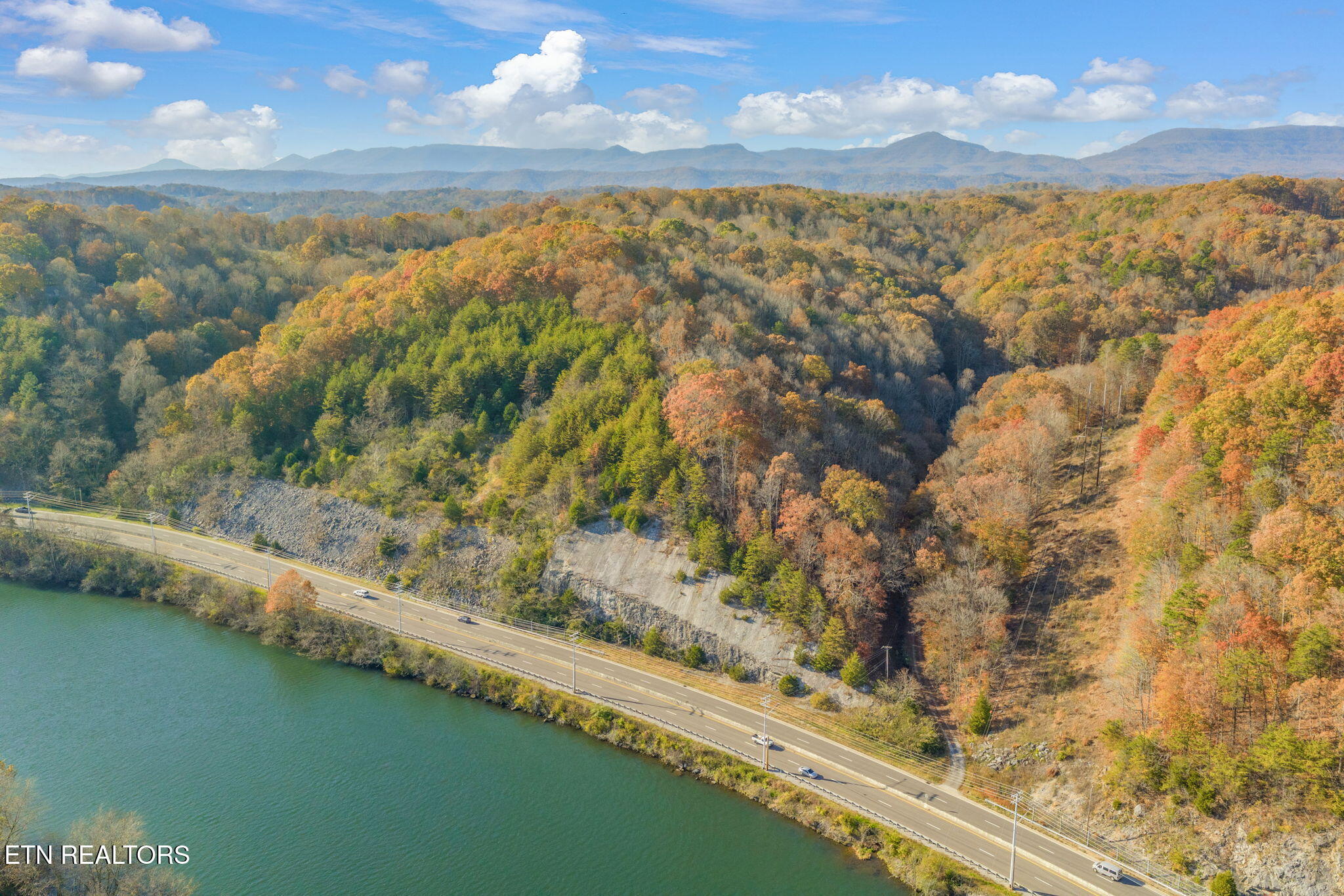 S Charles Seivers Boulevard Clinton TN 37716