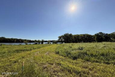 308 Mcreynolds Road Friendsville TN 37737