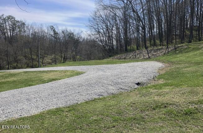 233 Smith Oaks Lane Jacksboro TN 37757