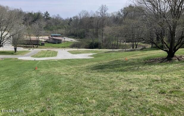 233 Smith Oaks Lane Jacksboro TN 37757