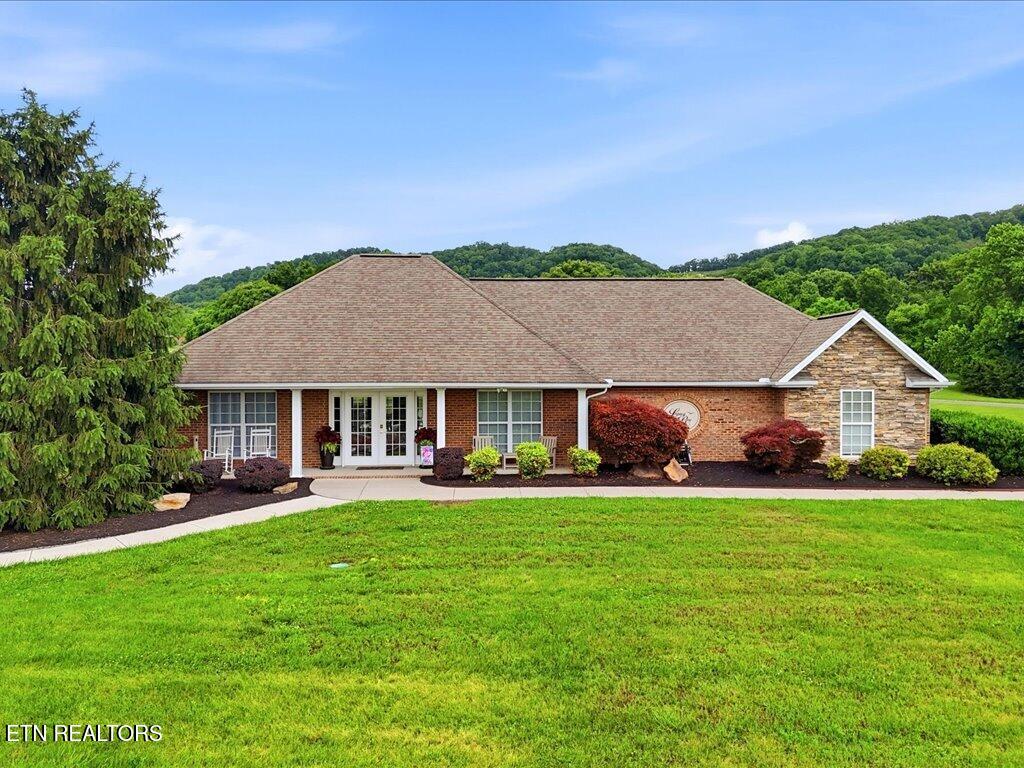 2014 Lake Vista Court Mooresburg TN 37811