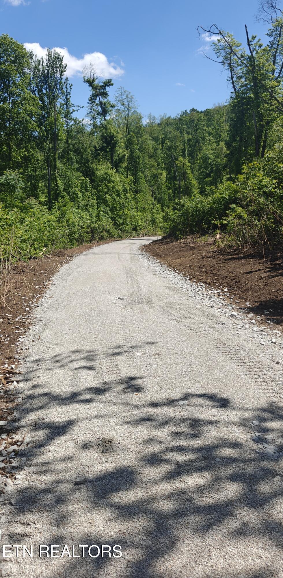 Lake Lane New Tazewell TN 37825