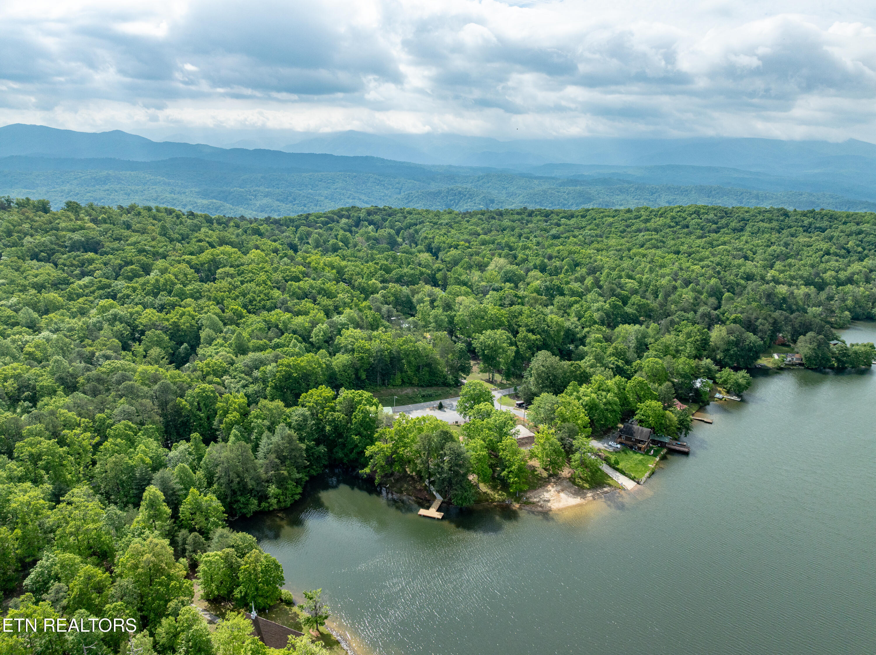 6163 Sandy Stand Road Tallassee TN 37878