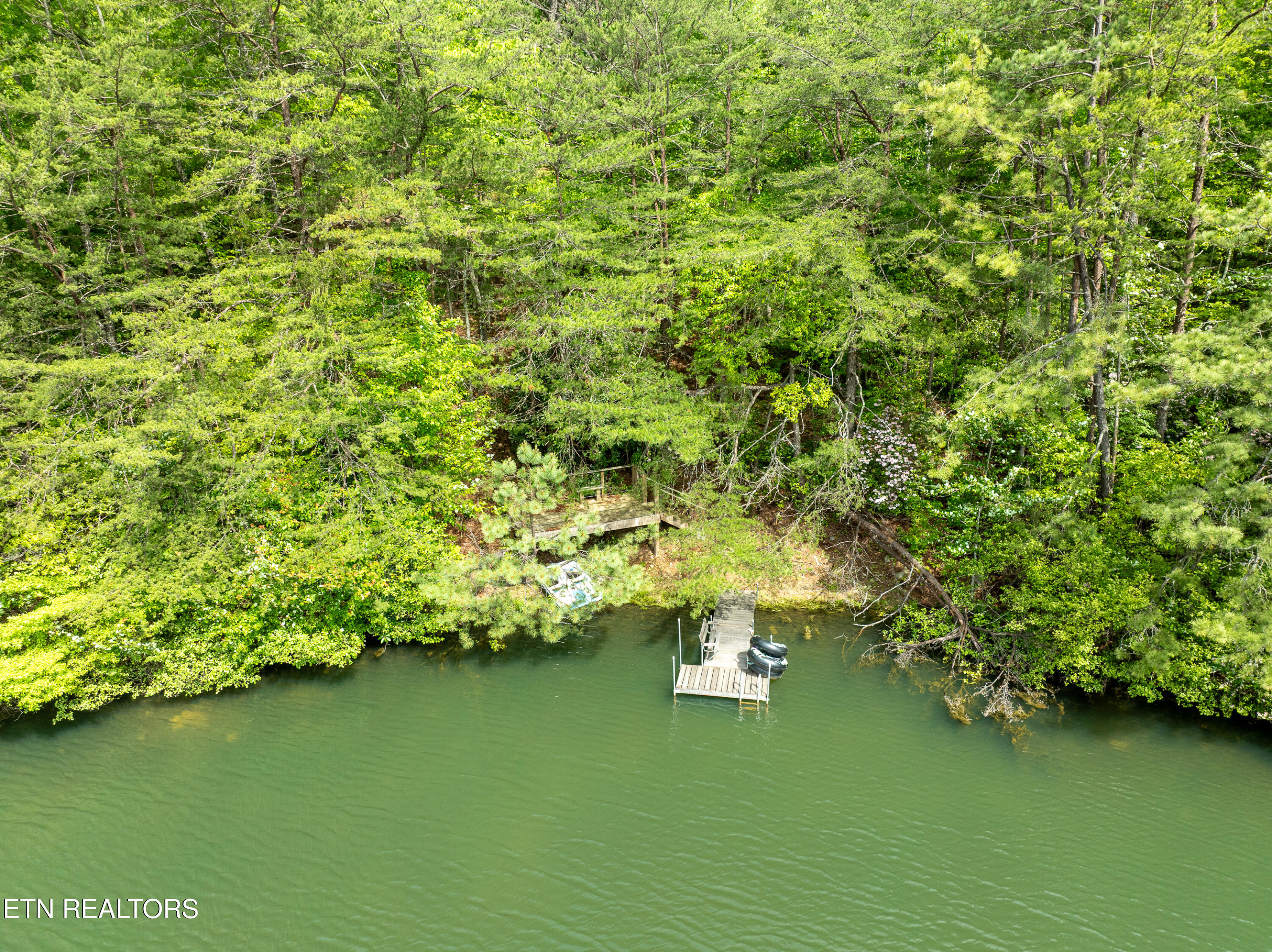 6163 Sandy Stand Road Tallassee TN 37878