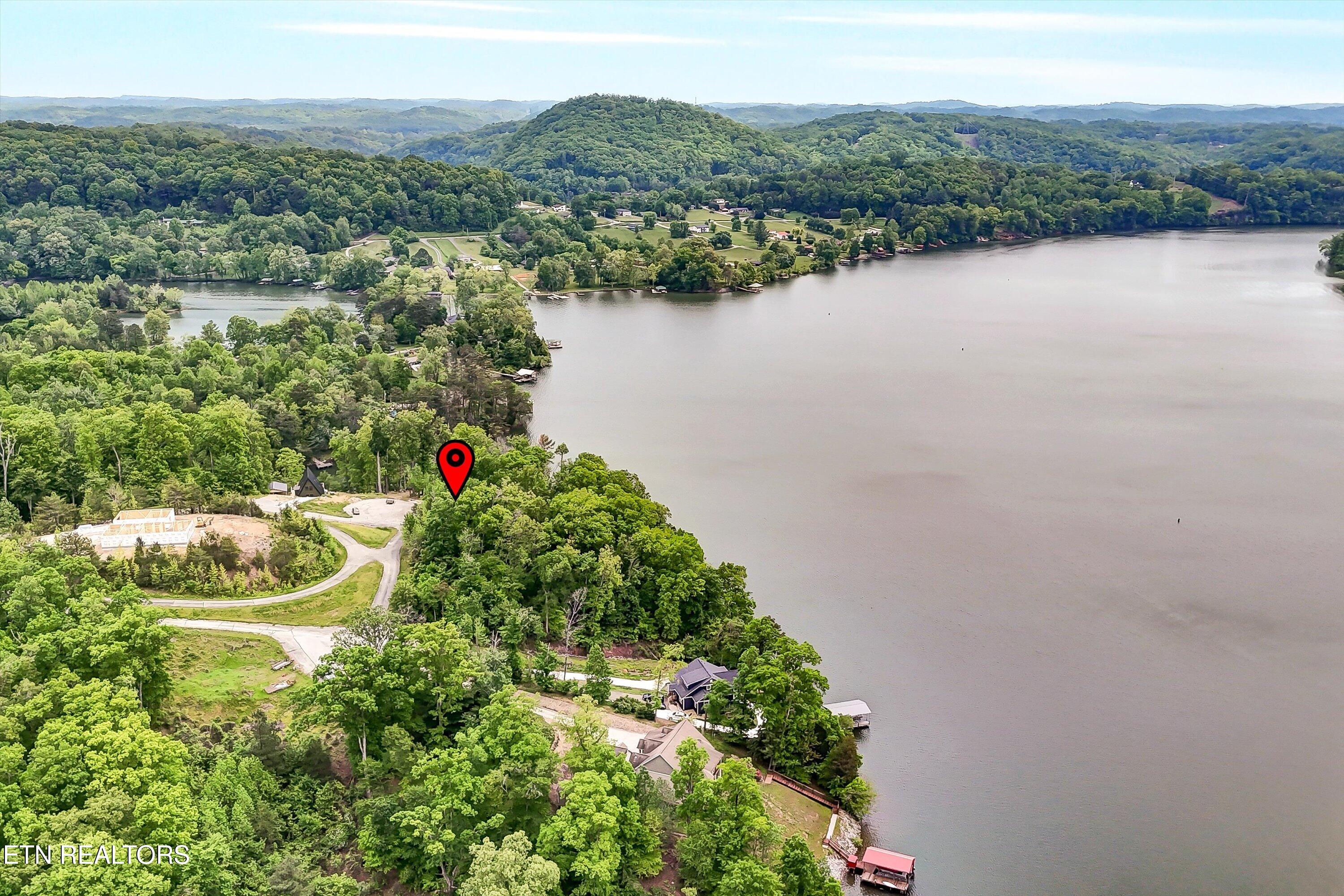 Emory Pointe Lane Harriman TN 37748