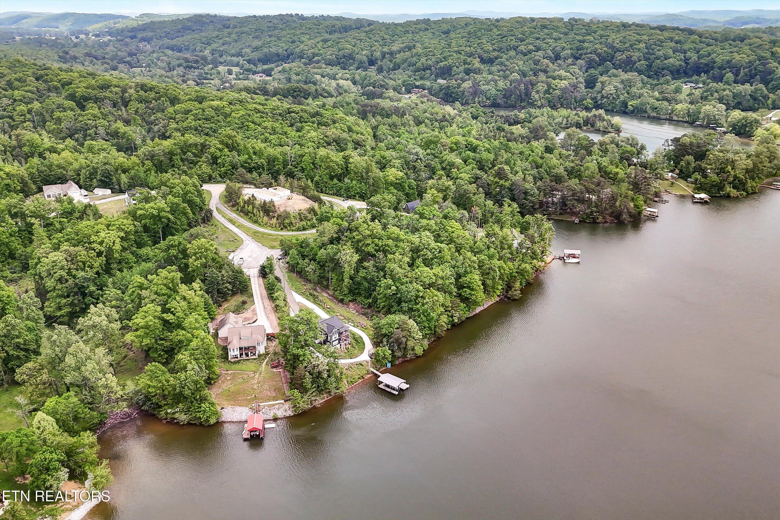 Emory Pointe Lane Harriman TN 37748