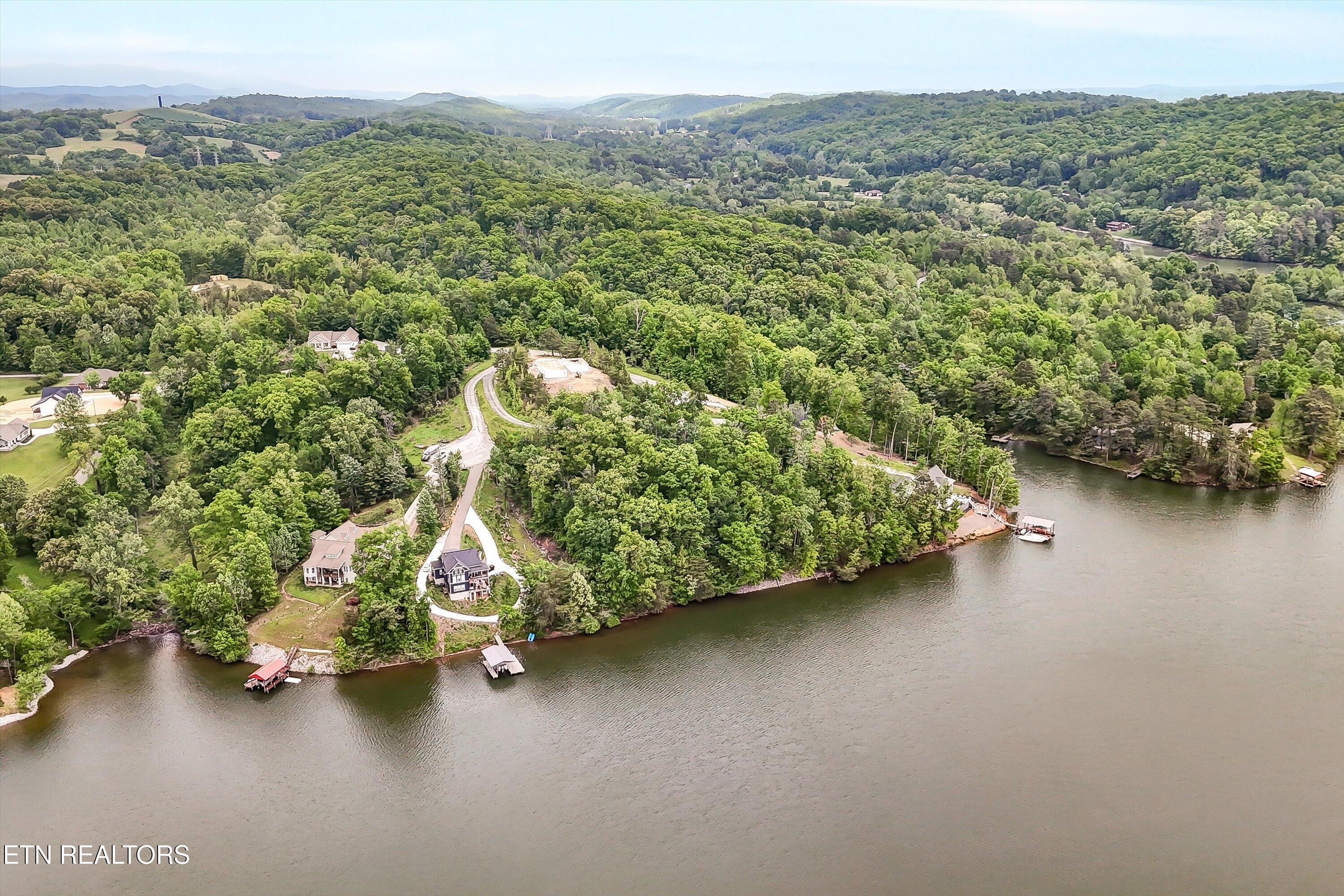 Emory Pointe Lane Harriman TN 37748
