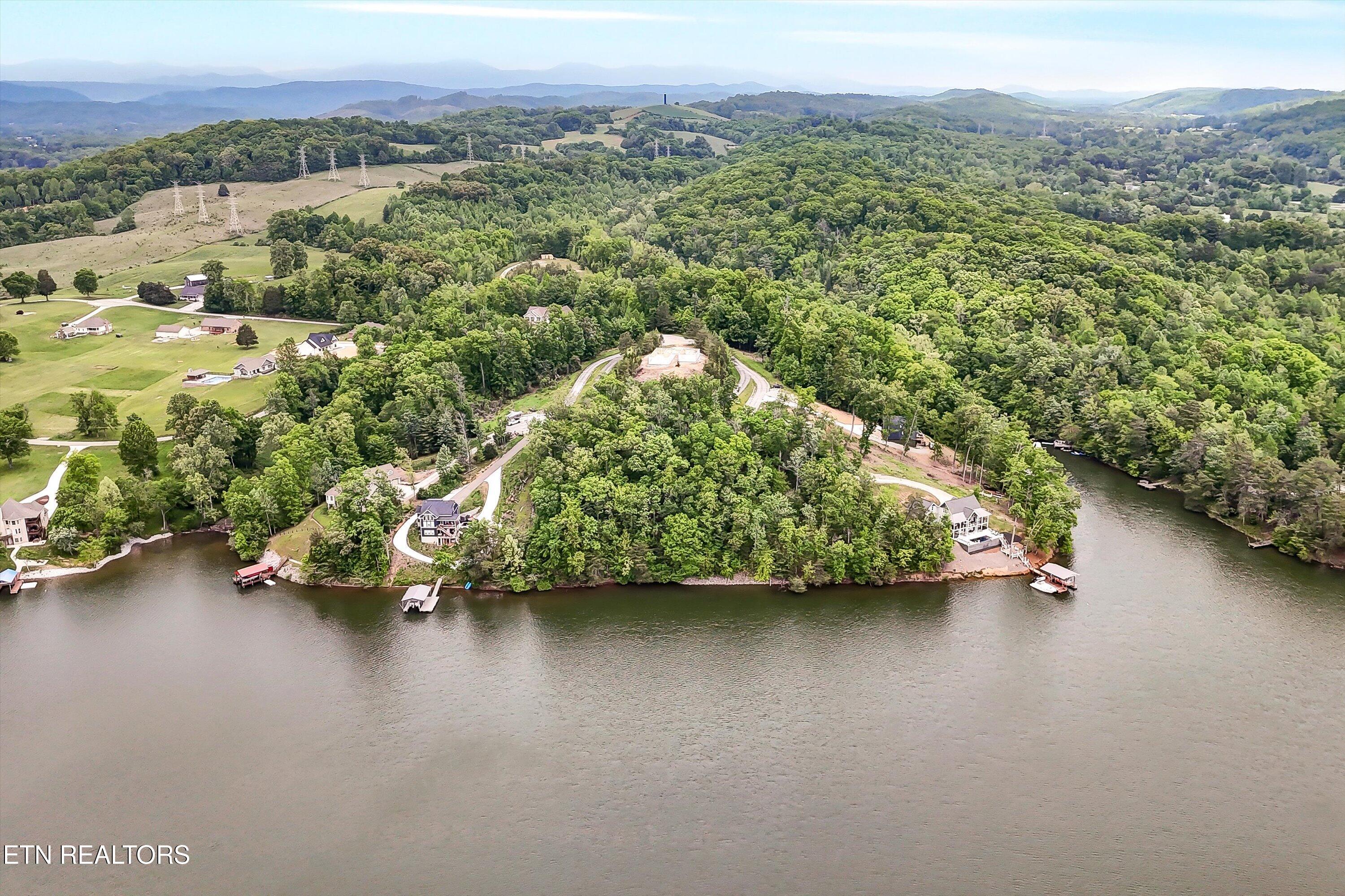 Emory Pointe Lane Harriman TN 37748