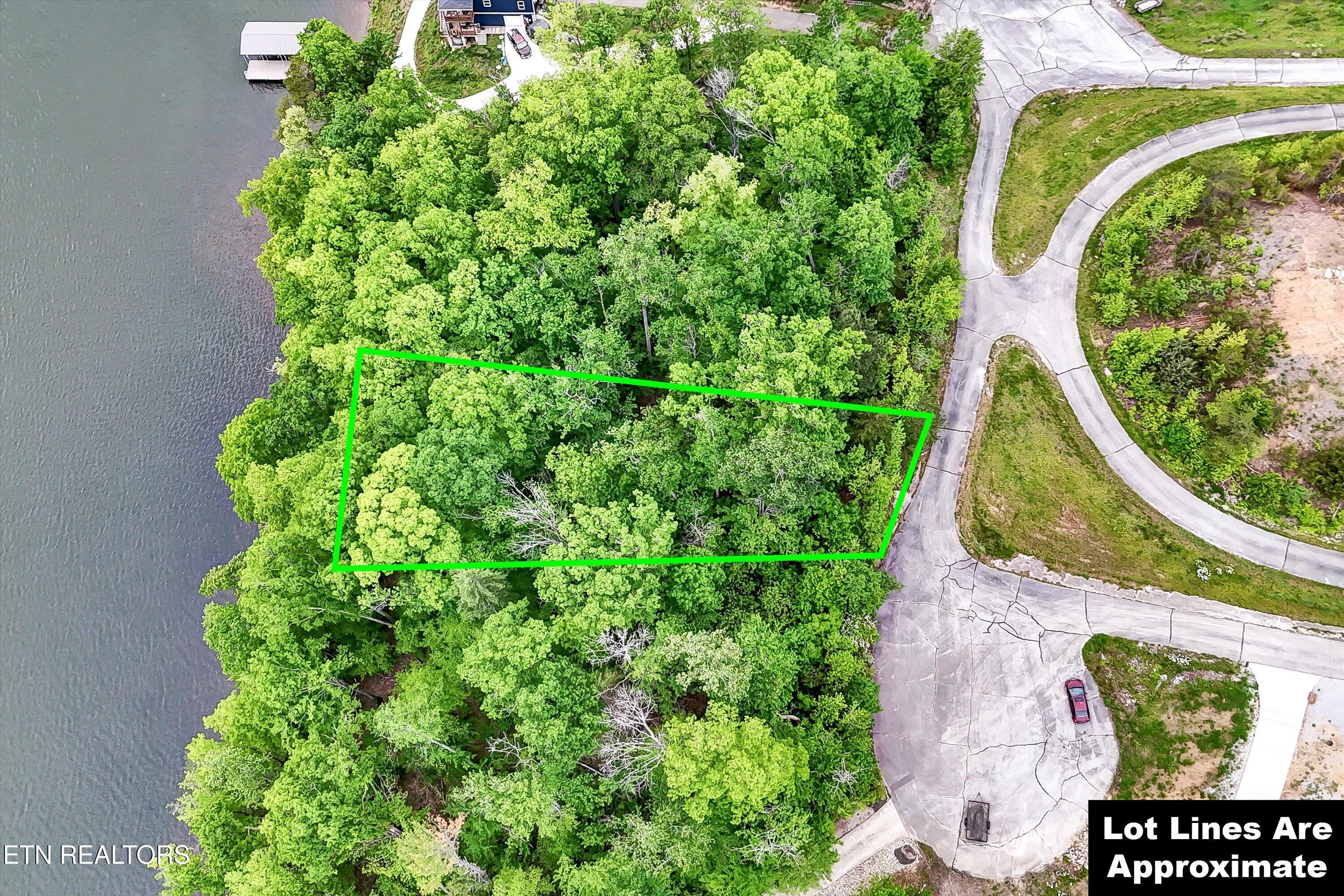 Emory Pointe Lane Harriman TN 37748