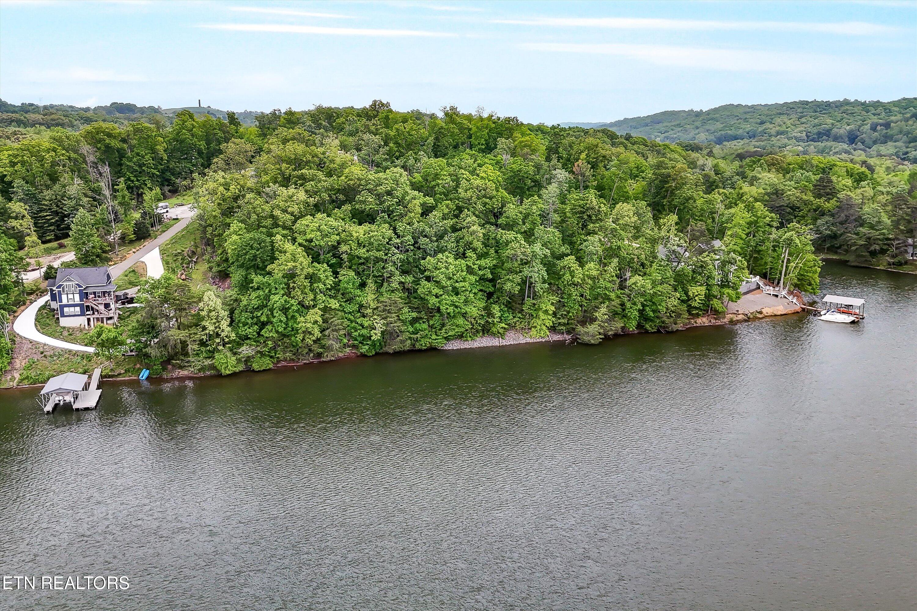 Emory Pointe Lane Harriman TN 37748
