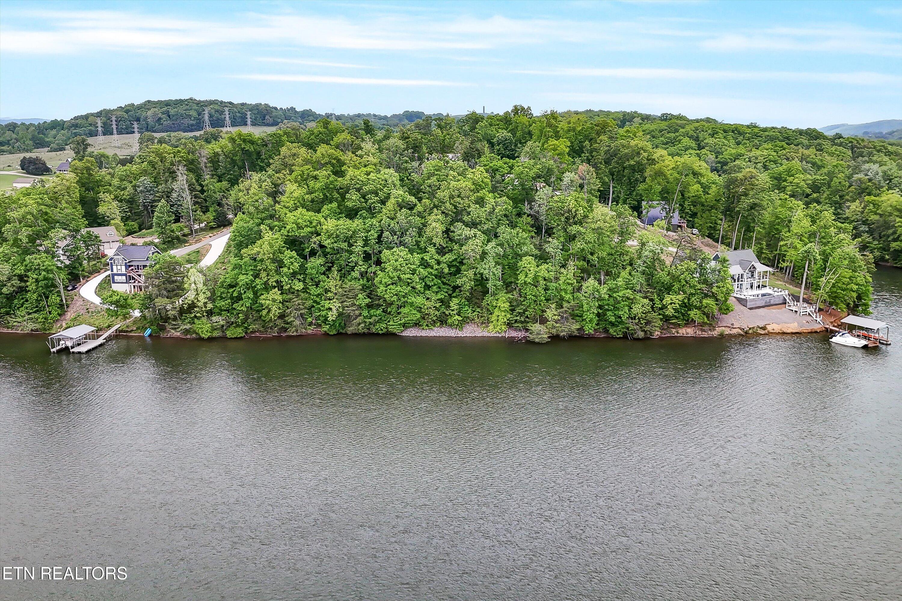Emory Pointe Lane Harriman TN 37748