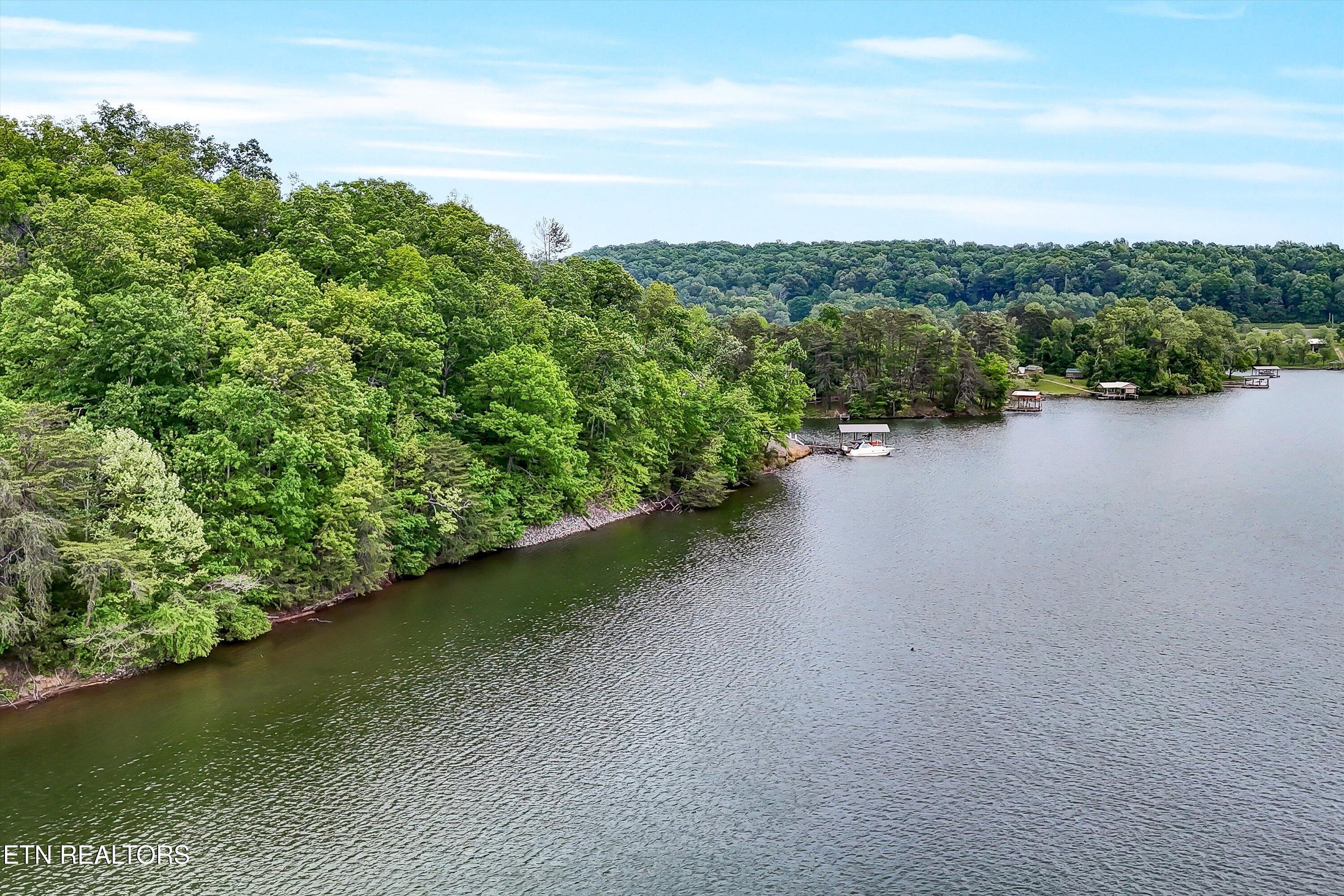 Emory Pointe Lane Harriman TN 37748