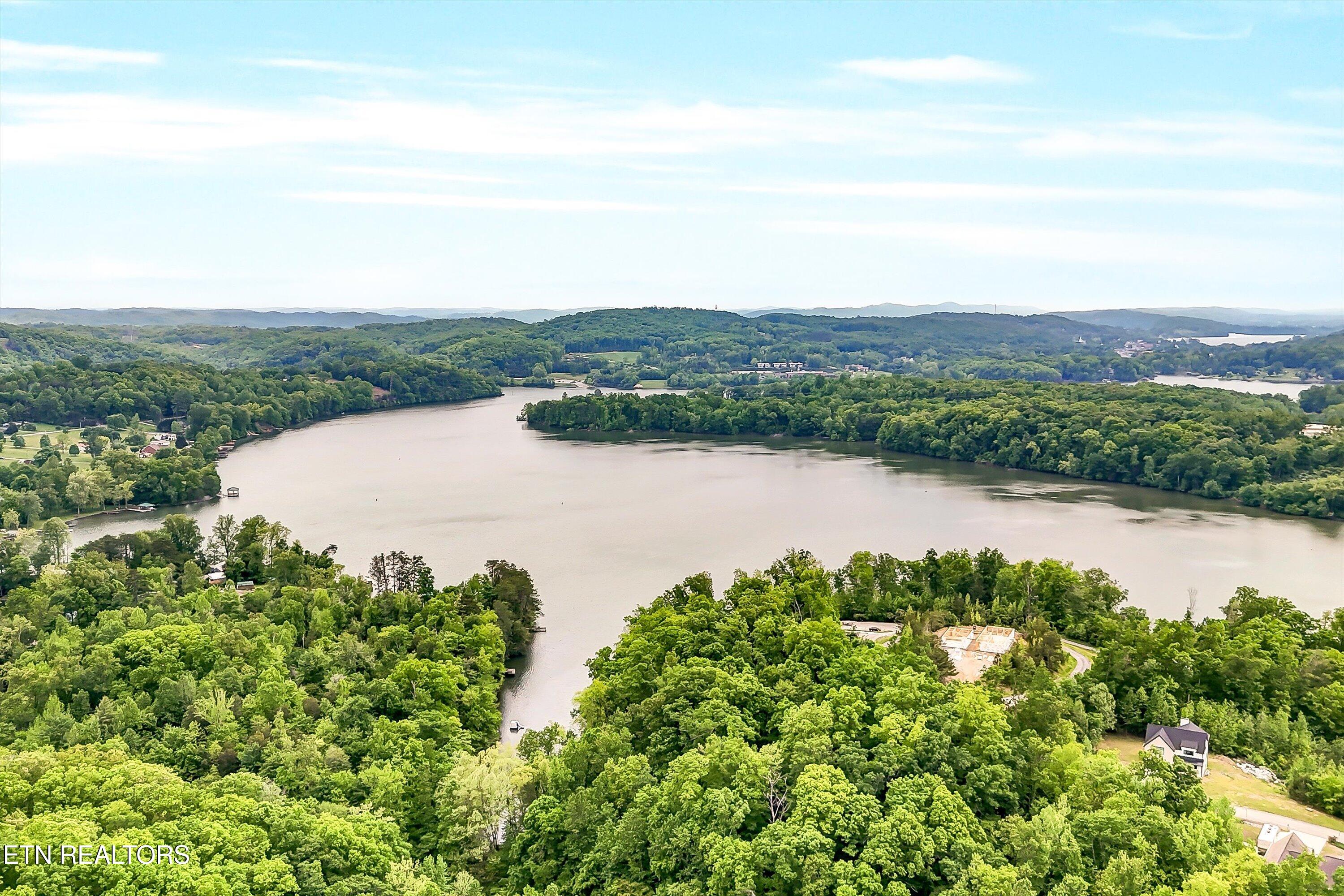 Emory Pointe Lane Harriman TN 37748