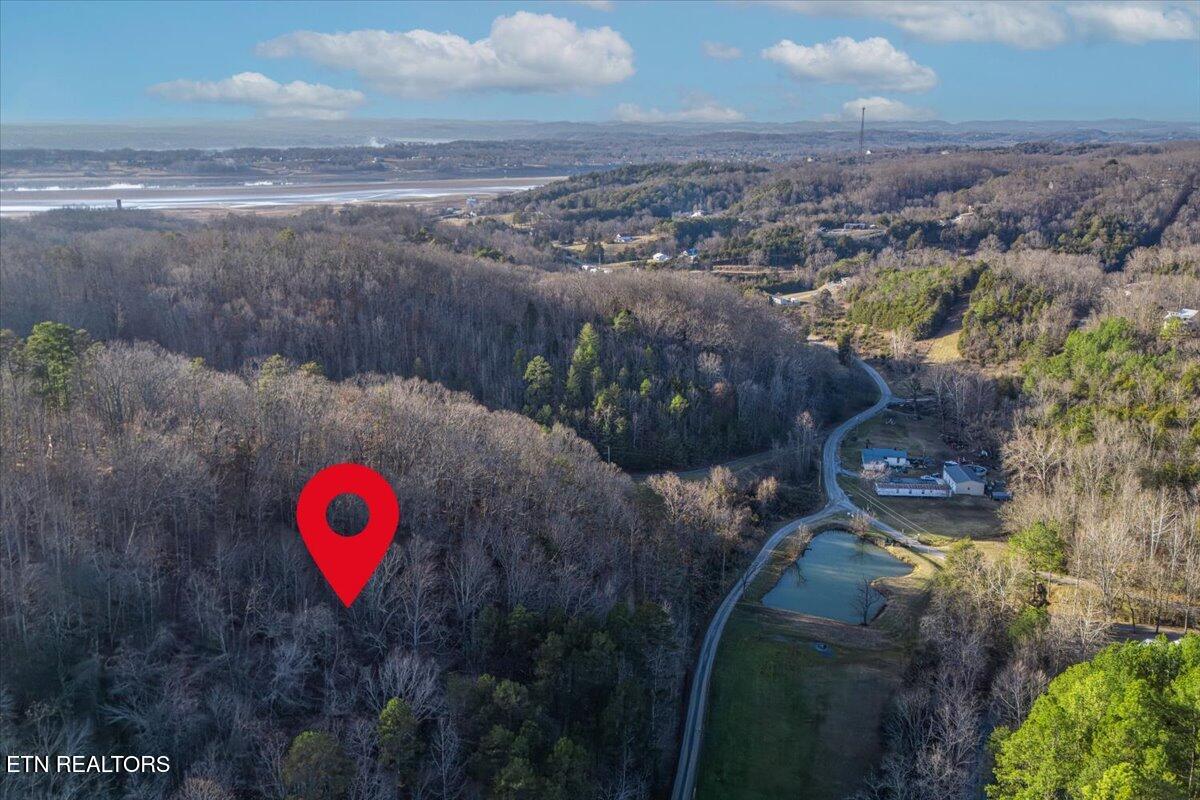 5± Acres Lamplighter Way Newport TN 37821