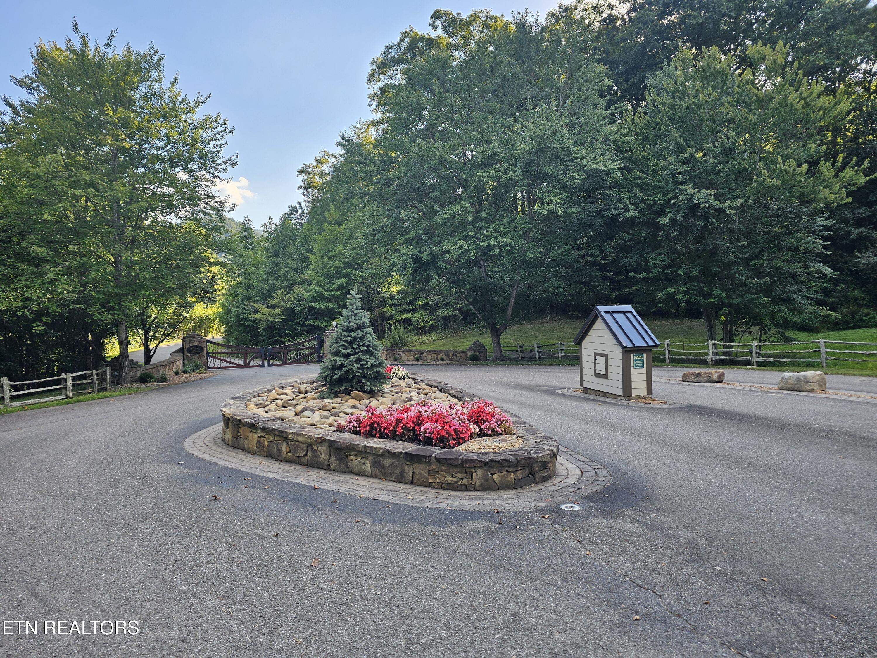231 Low Gap Trail Townsend TN 37882