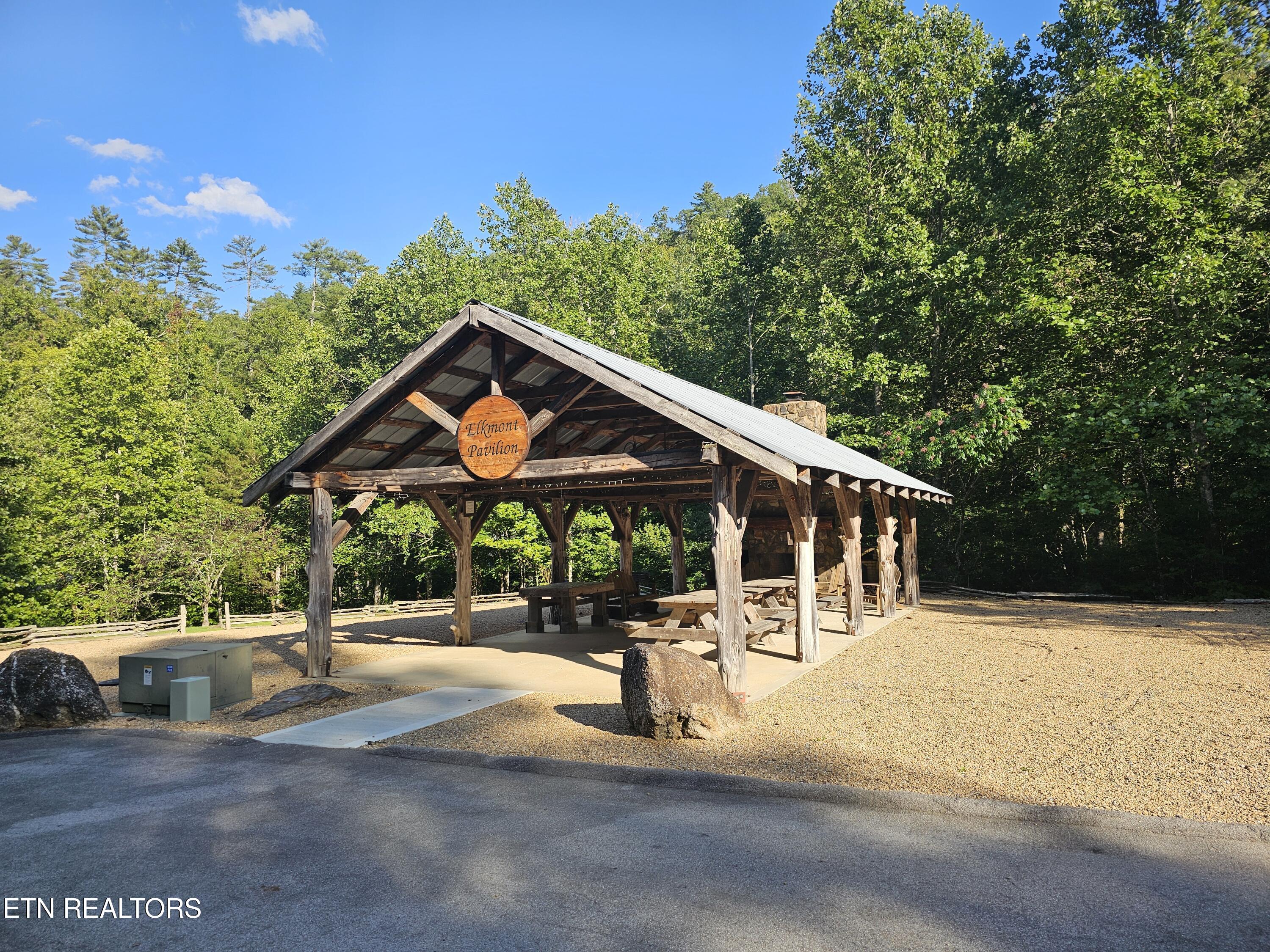 231 Low Gap Trail Townsend TN 37882
