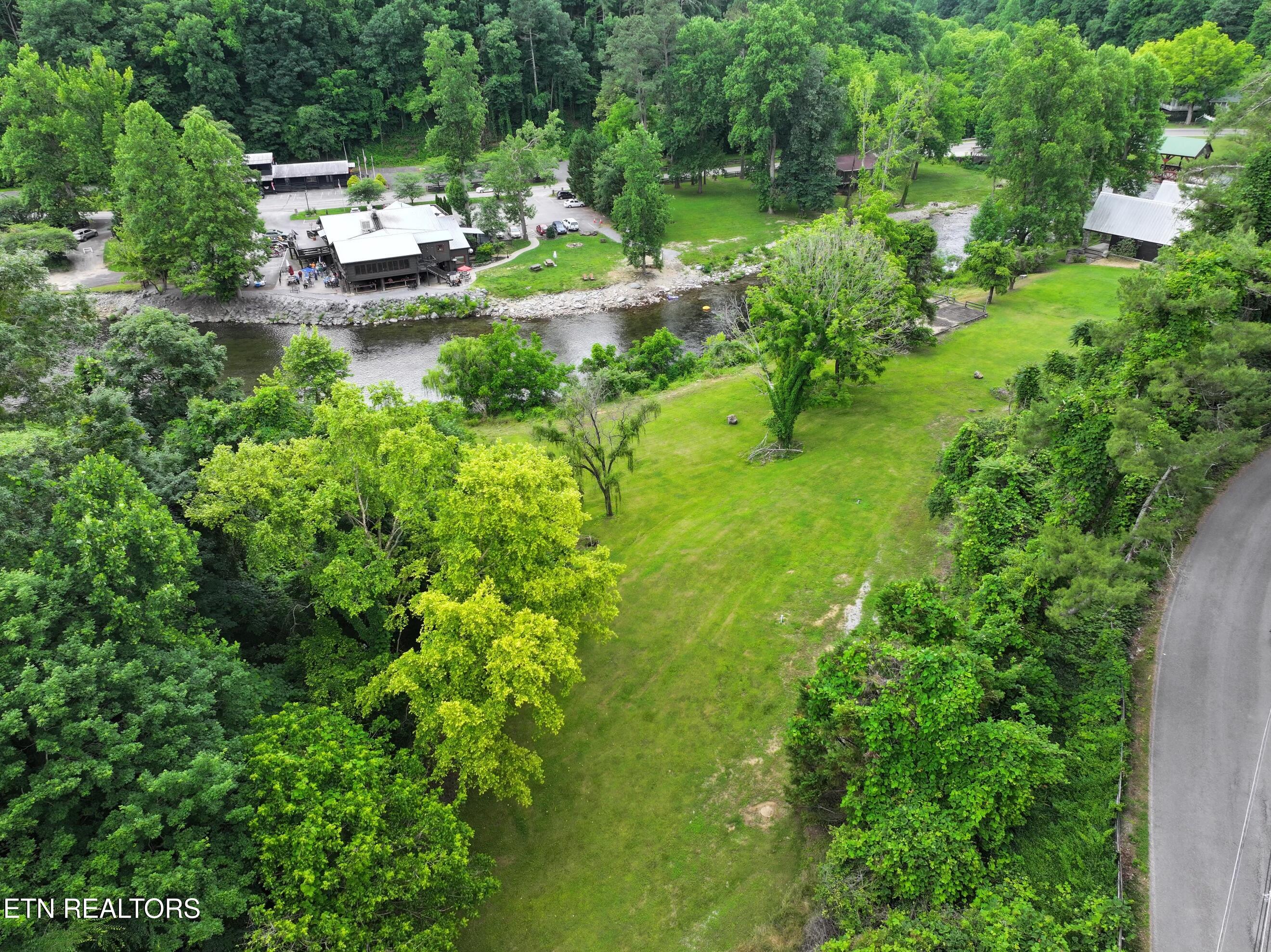 Rafter Road Tellico Plains TN 37385