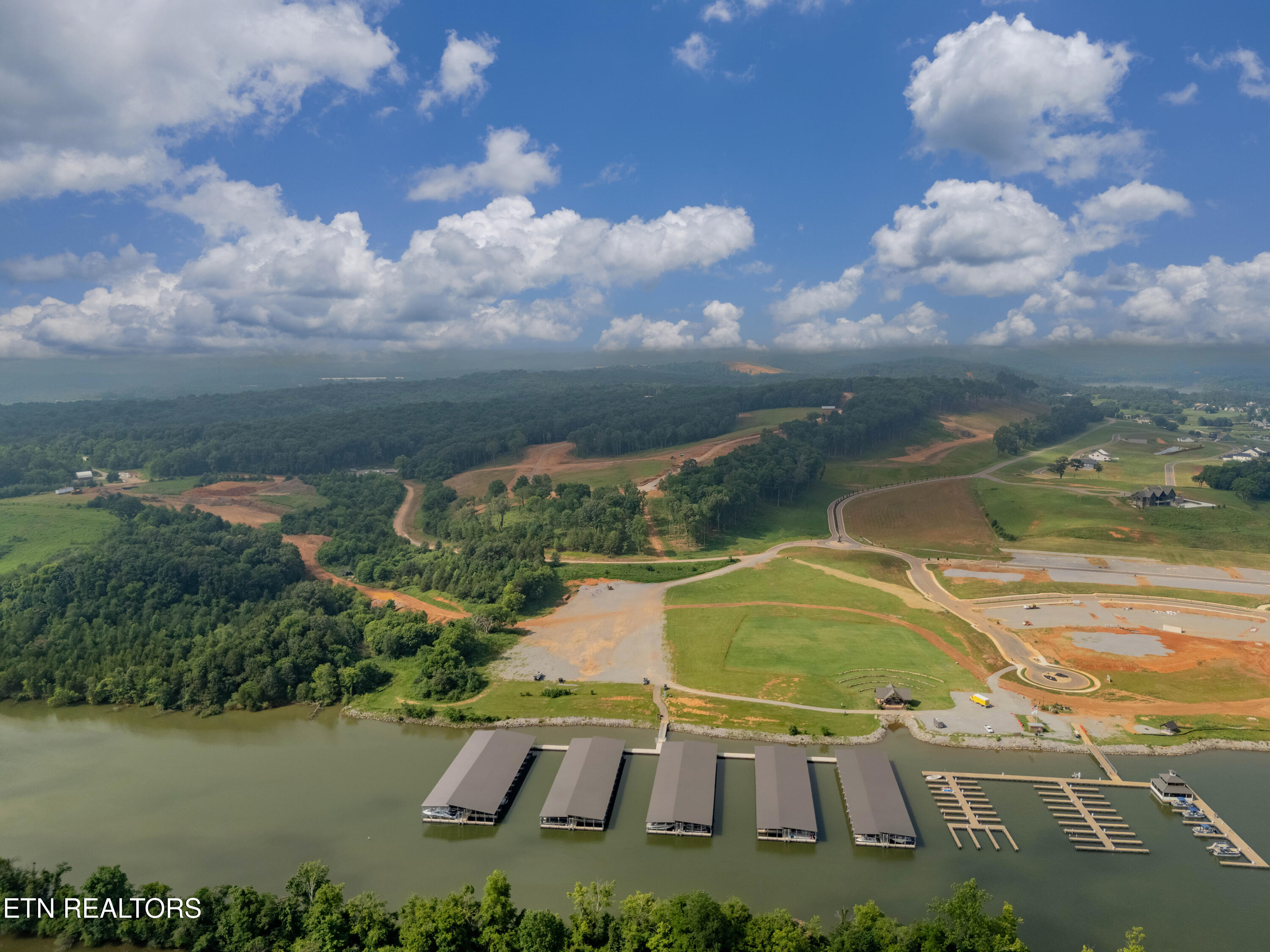 5312 Old Dogwood Trail Loudon TN 37774