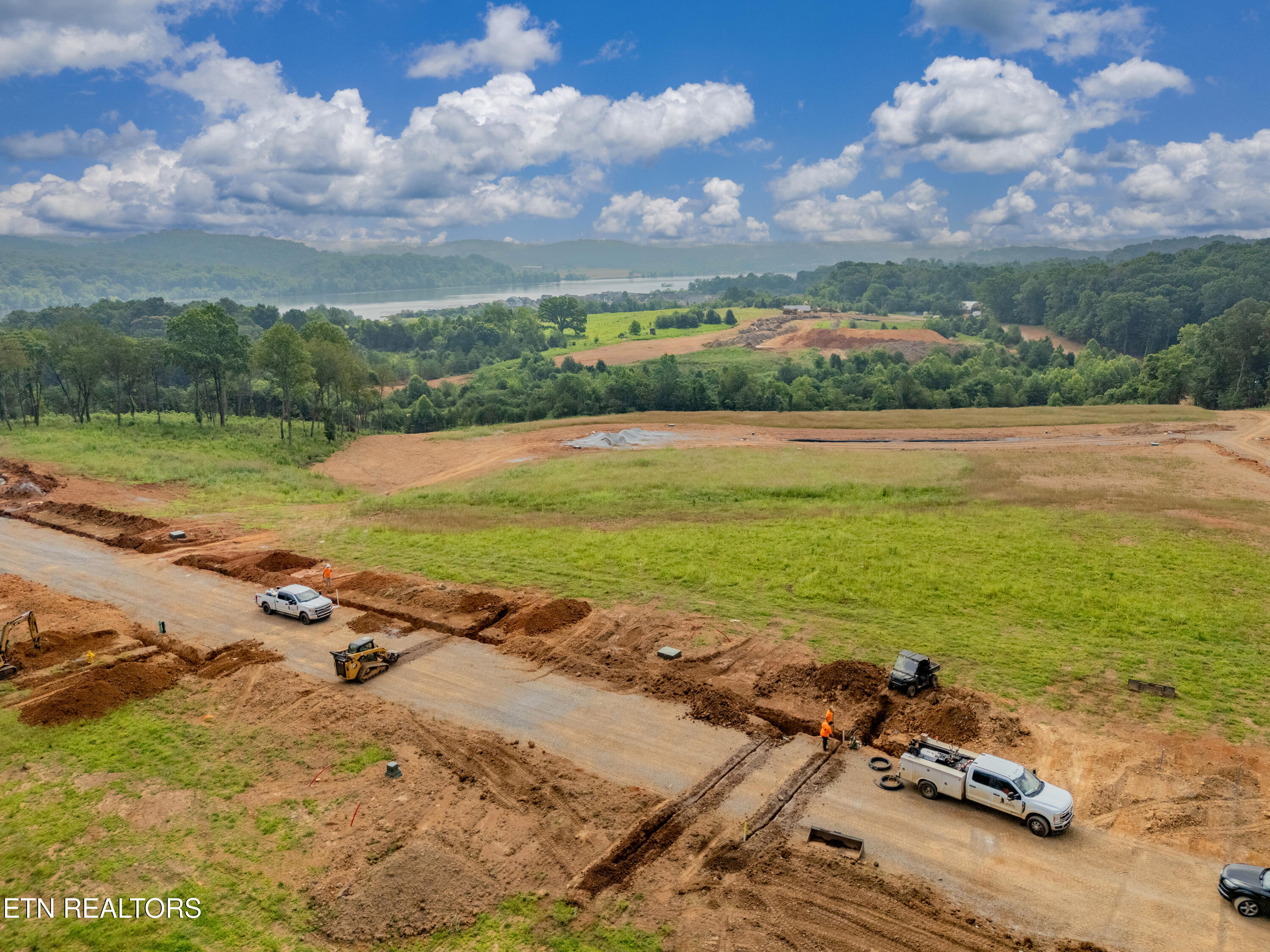 5312 Old Dogwood Trail Loudon TN 37774