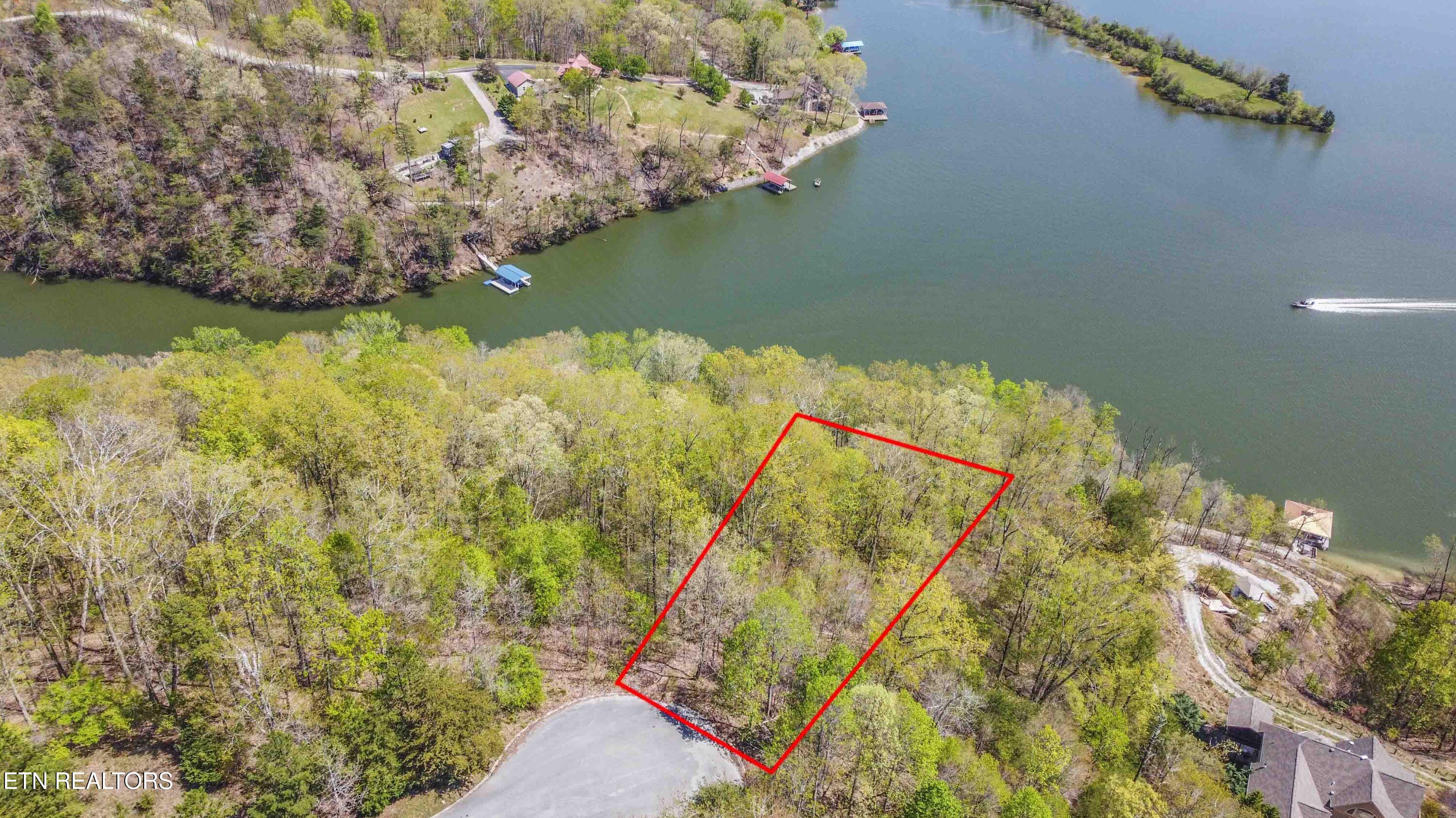 42 Eerie Point Rockwood TN 37854