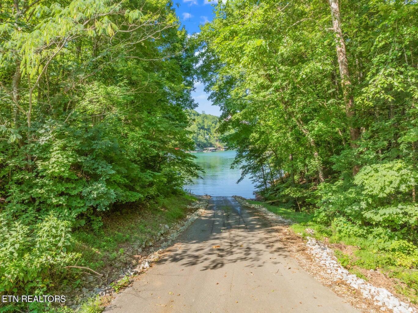 00 Shanghai Landing Lane Lafollette TN 37766