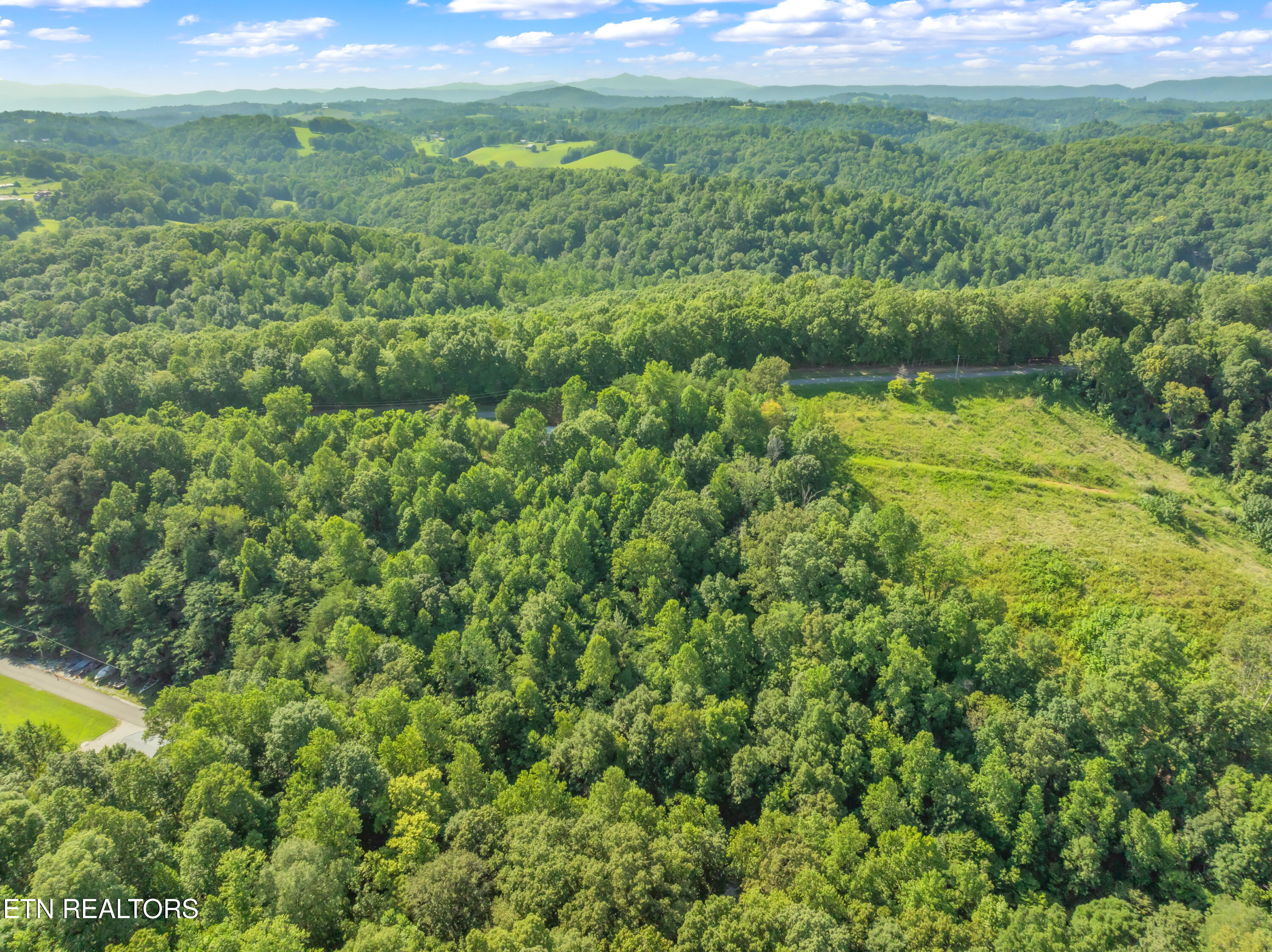 00 Shanghai Landing Lane Lafollette TN 37766