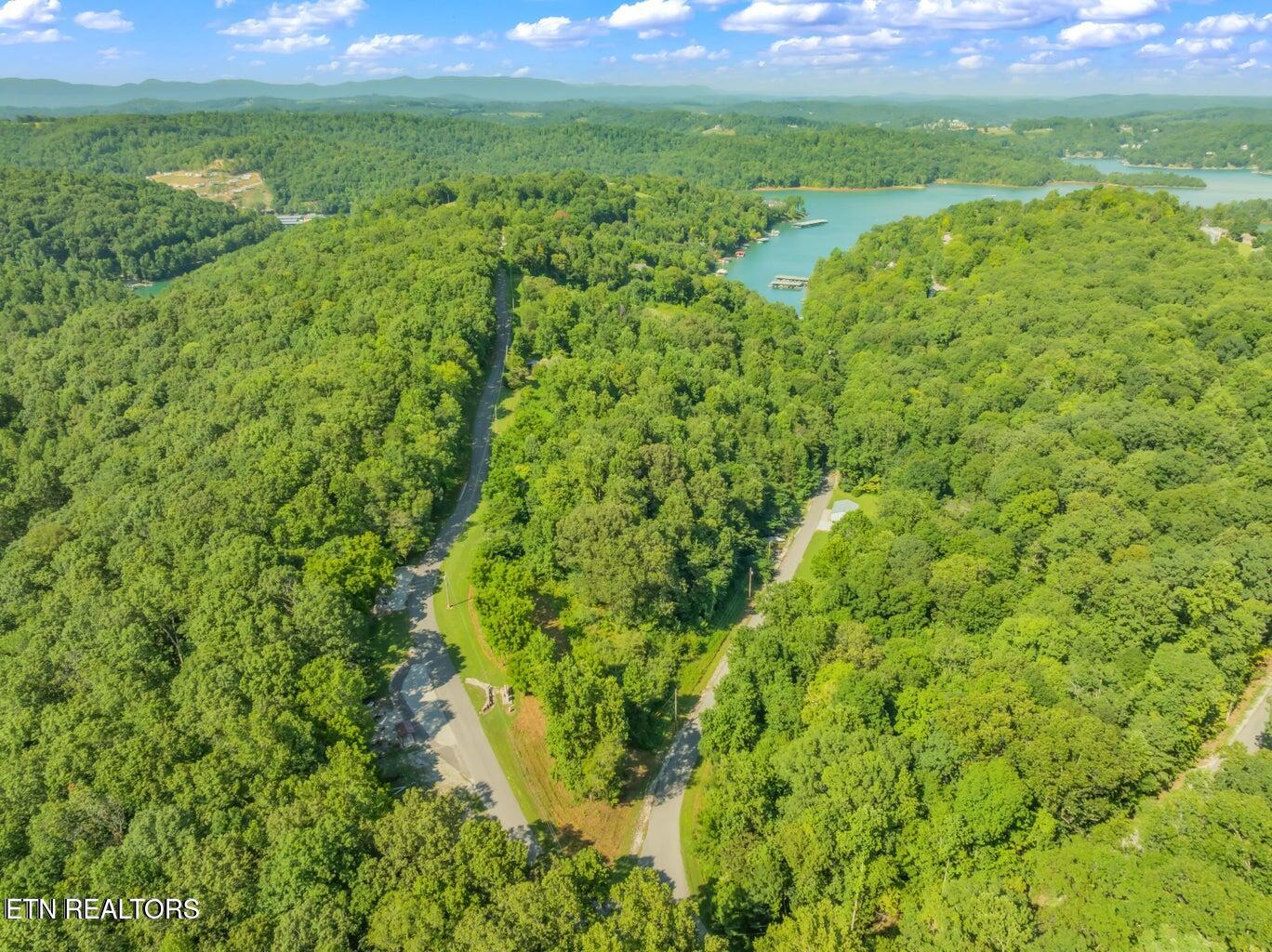 00 Shanghai Landing Lane Lafollette TN 37766