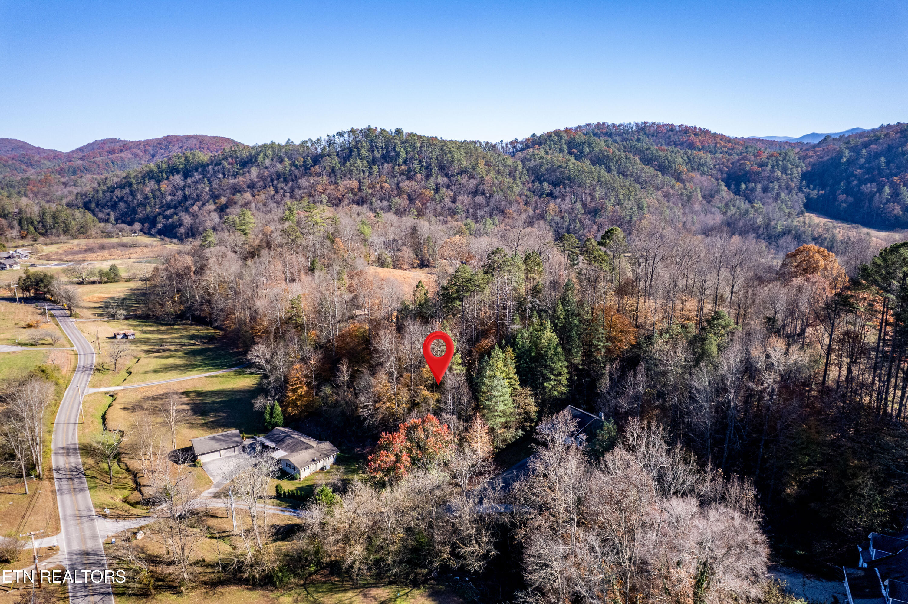 W Millers Cove Road Walland TN 37886