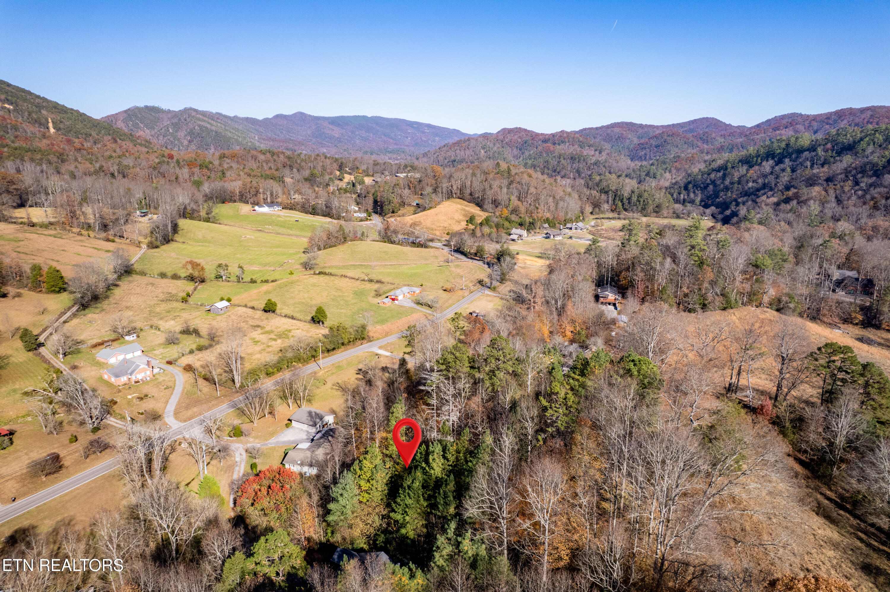 W Millers Cove Road Walland TN 37886