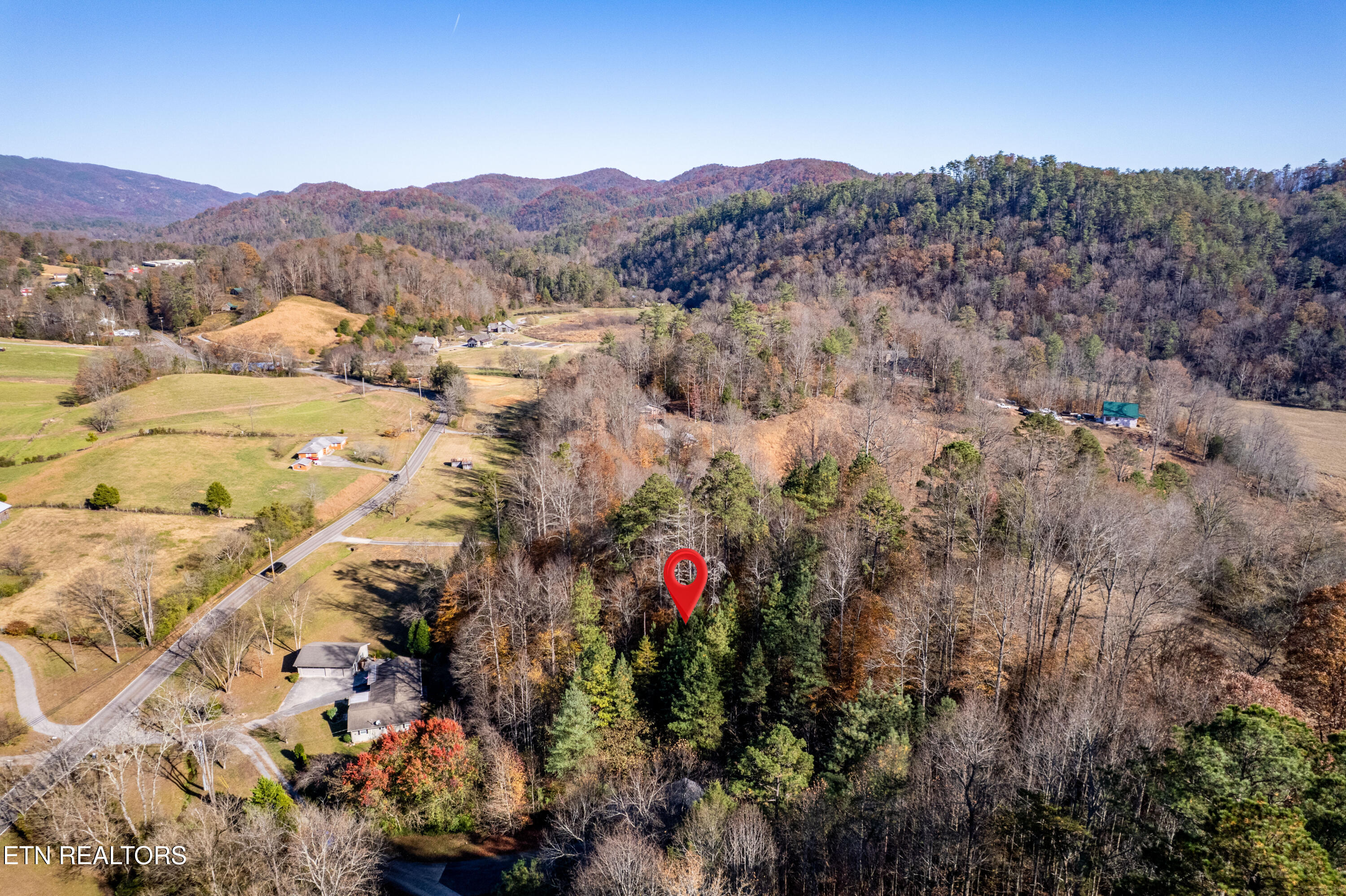 W Millers Cove Road Walland TN 37886
