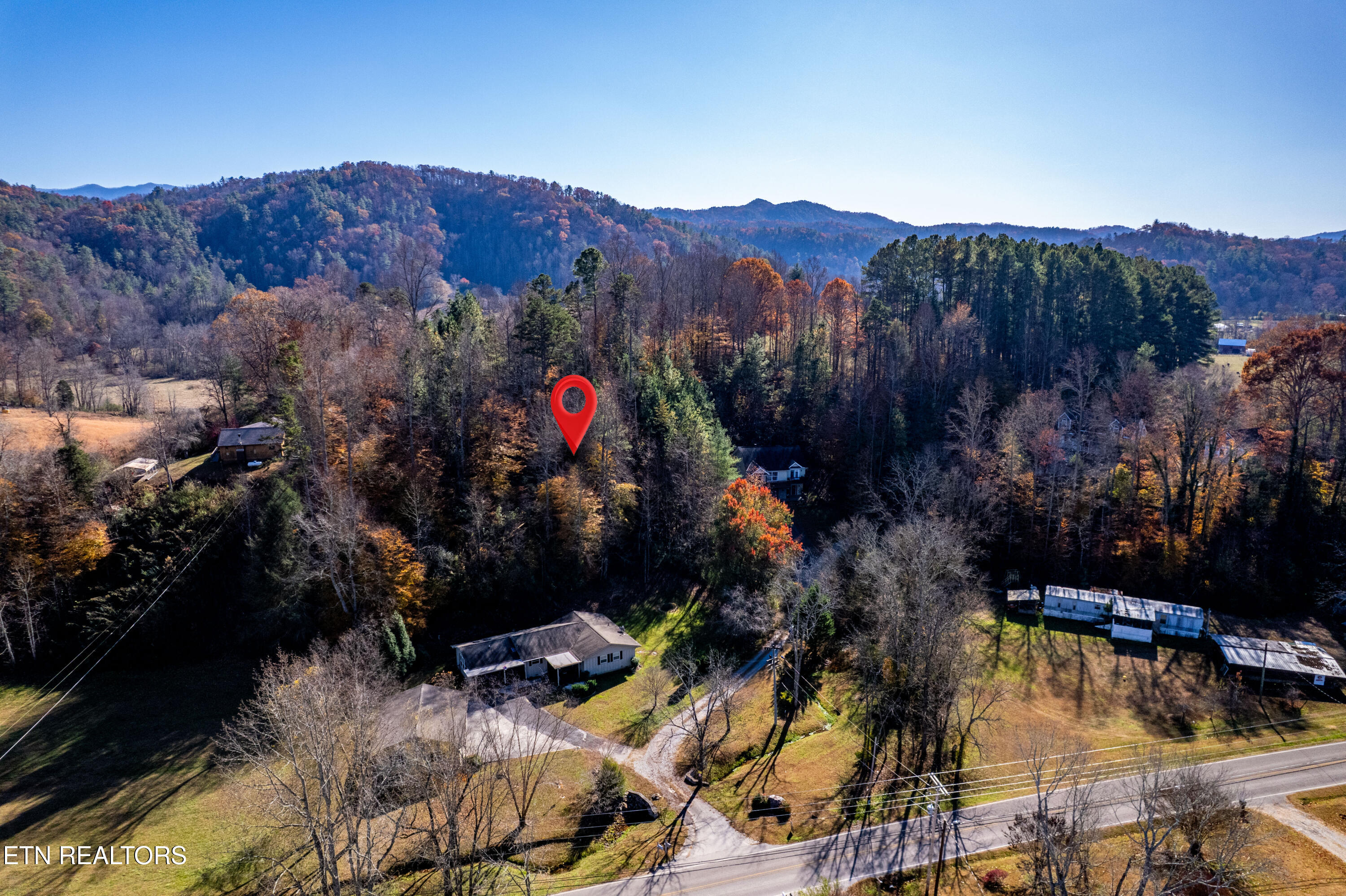 W Millers Cove Road Walland TN 37886