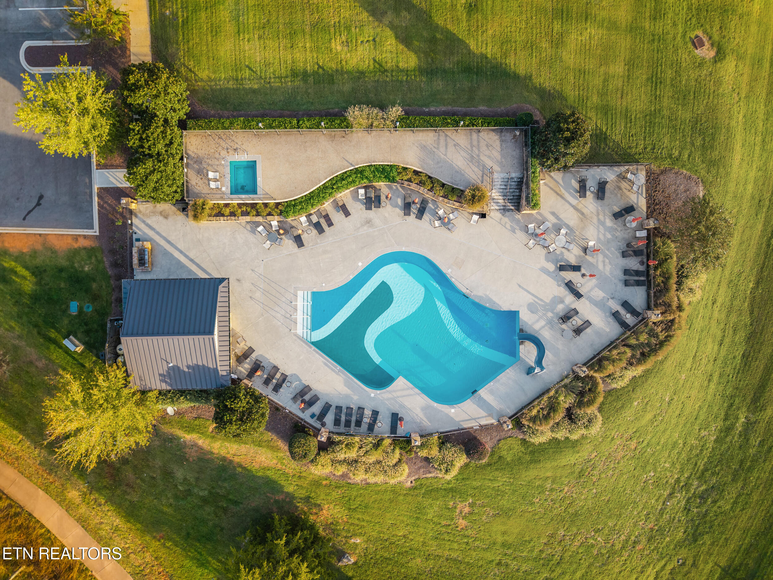 709 Mockingbird Lane Loudon TN 37774