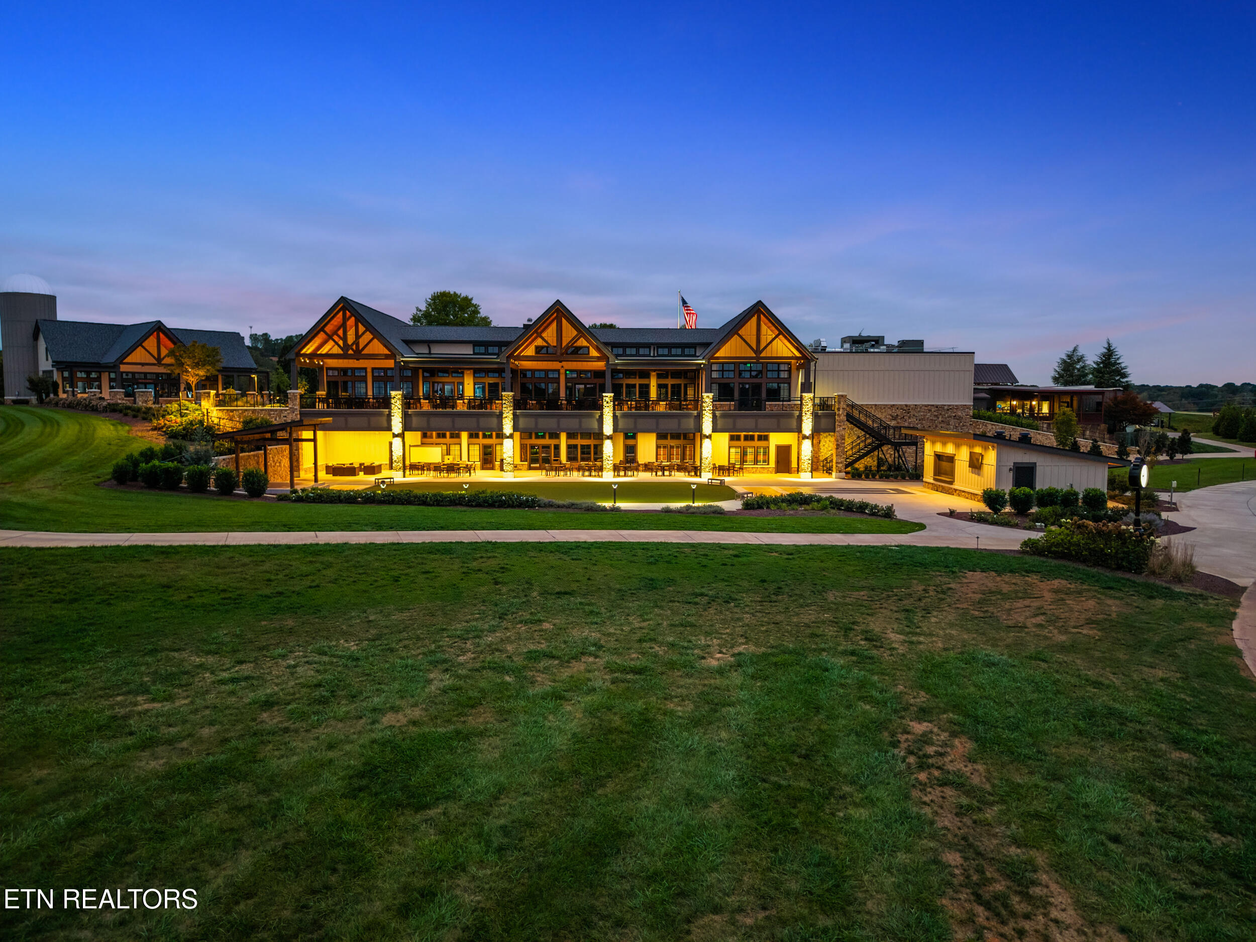 709 Mockingbird Lane Loudon TN 37774