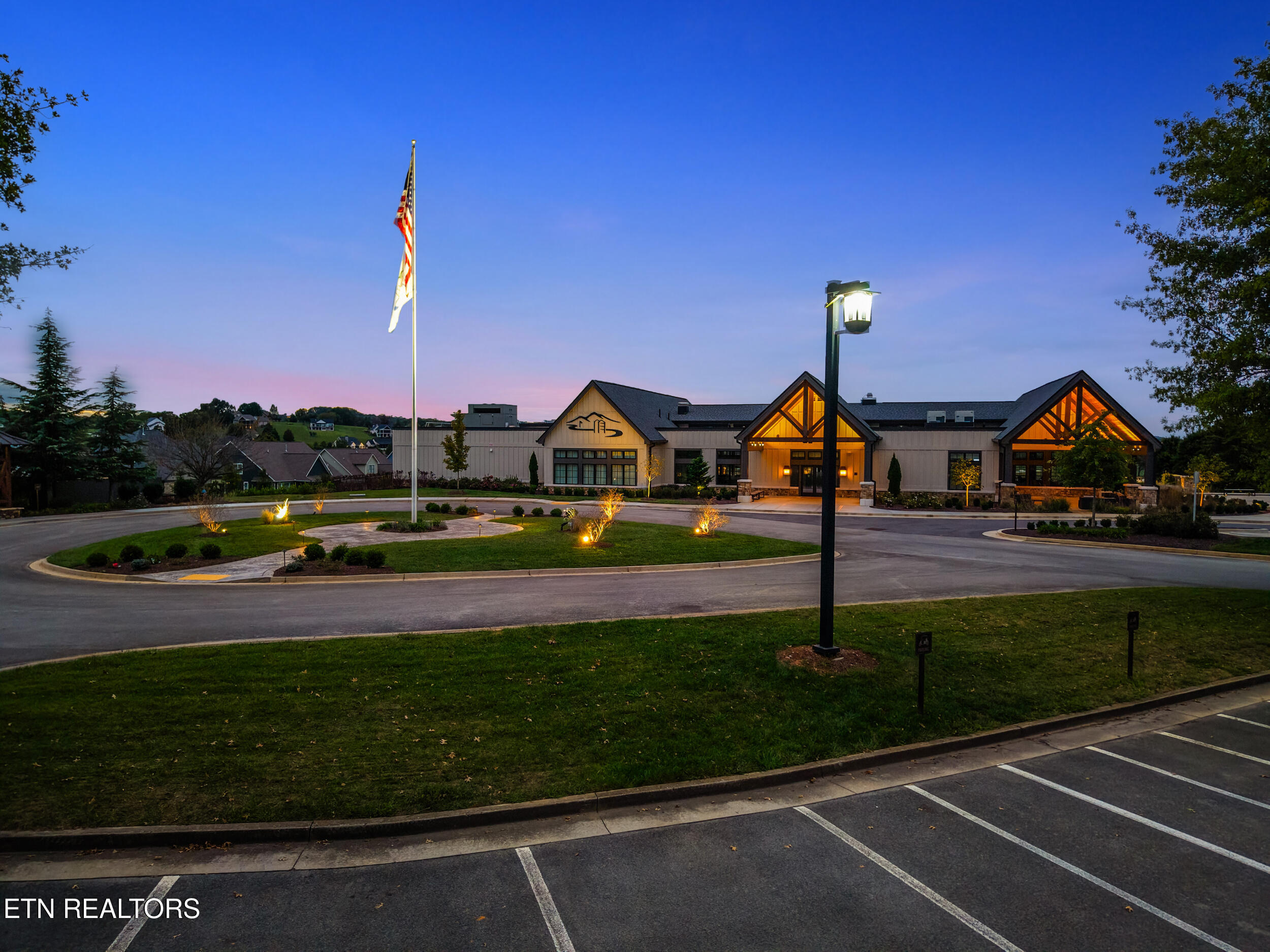 709 Mockingbird Lane Loudon TN 37774