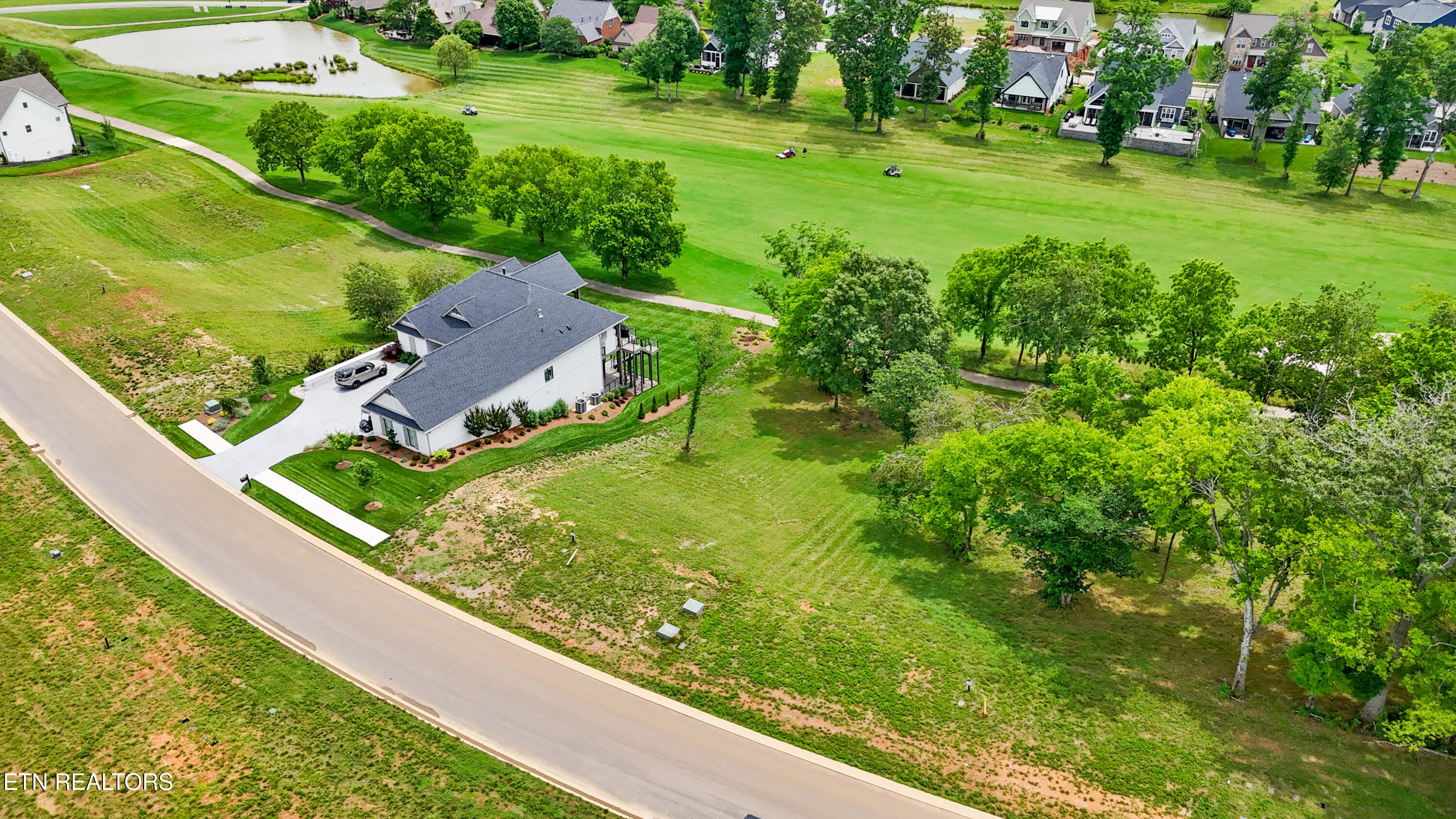 709 Mockingbird Lane Loudon TN 37774