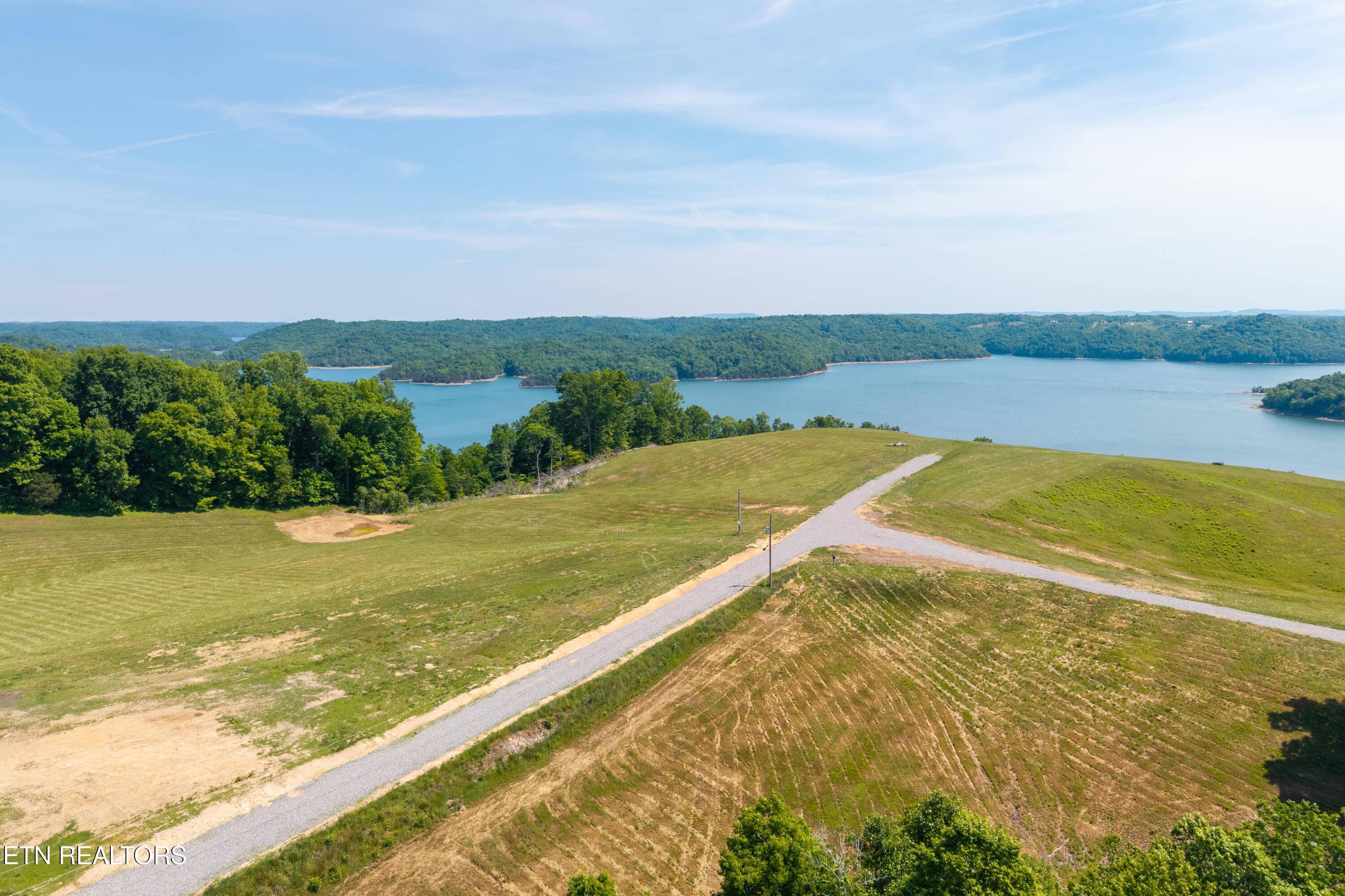 597 J T Foster Road Allons TN 38541