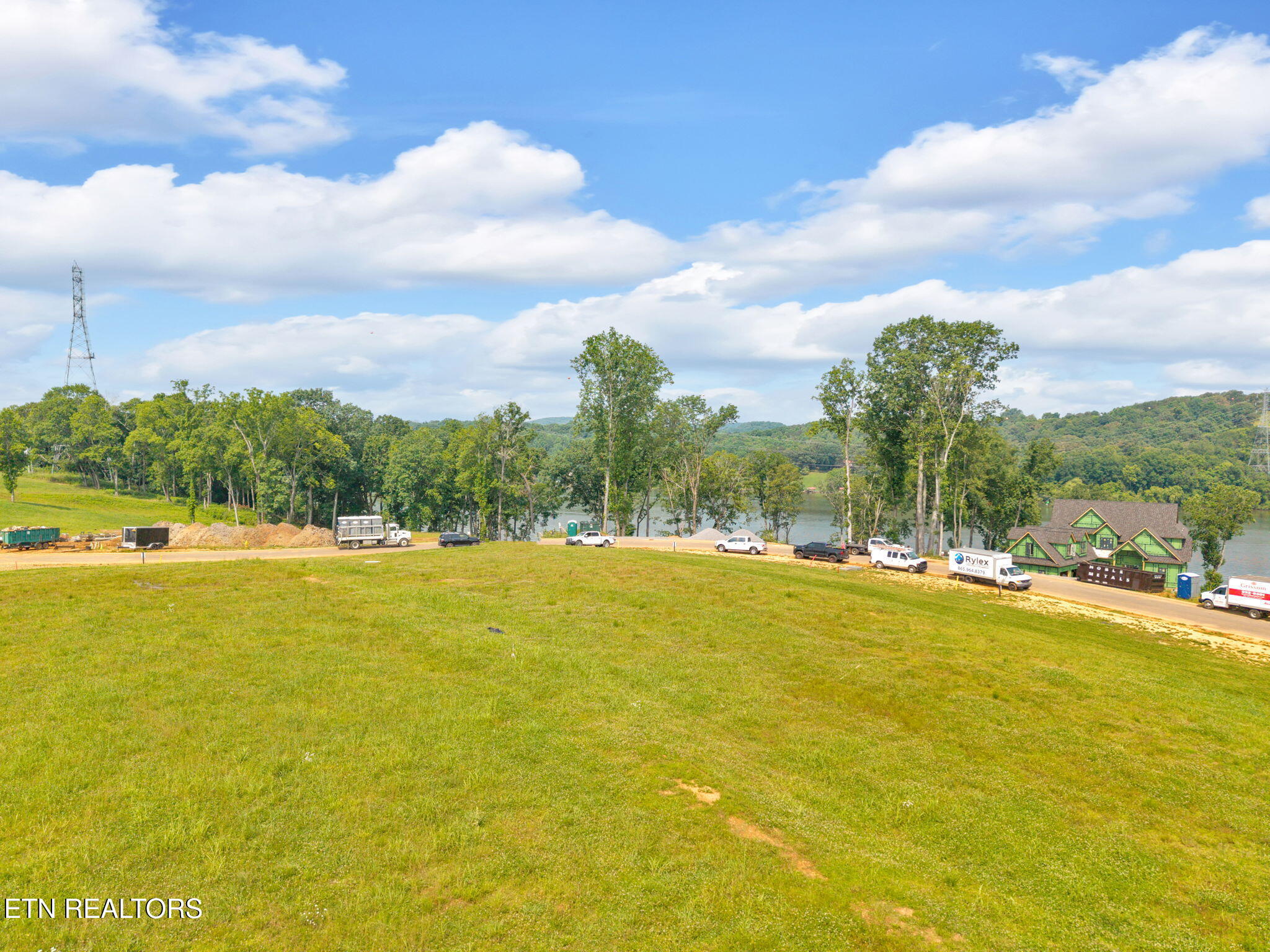 433 Firefly Drive Loudon TN 37774