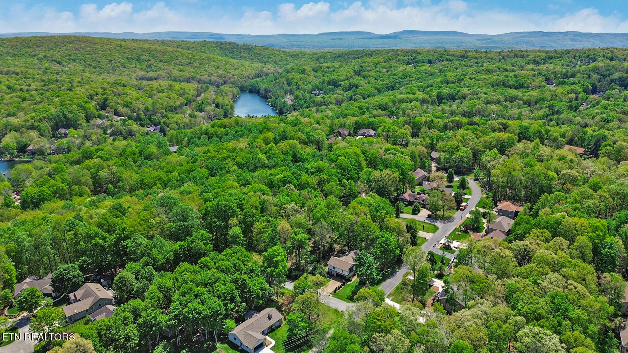 14 Ridge Crest Circle Fairfield Glade TN 38558