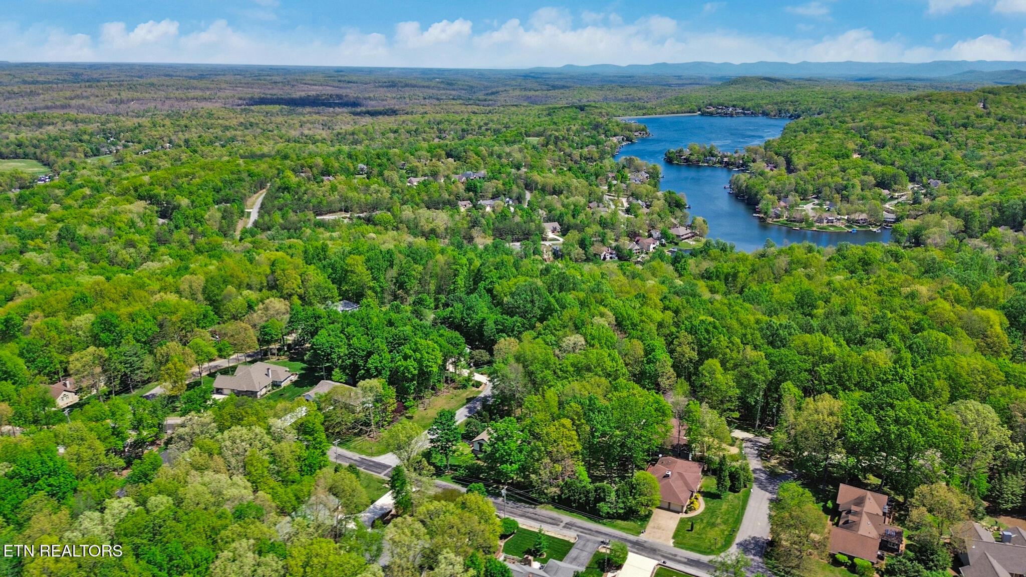 14 Ridge Crest Circle Fairfield Glade TN 38558