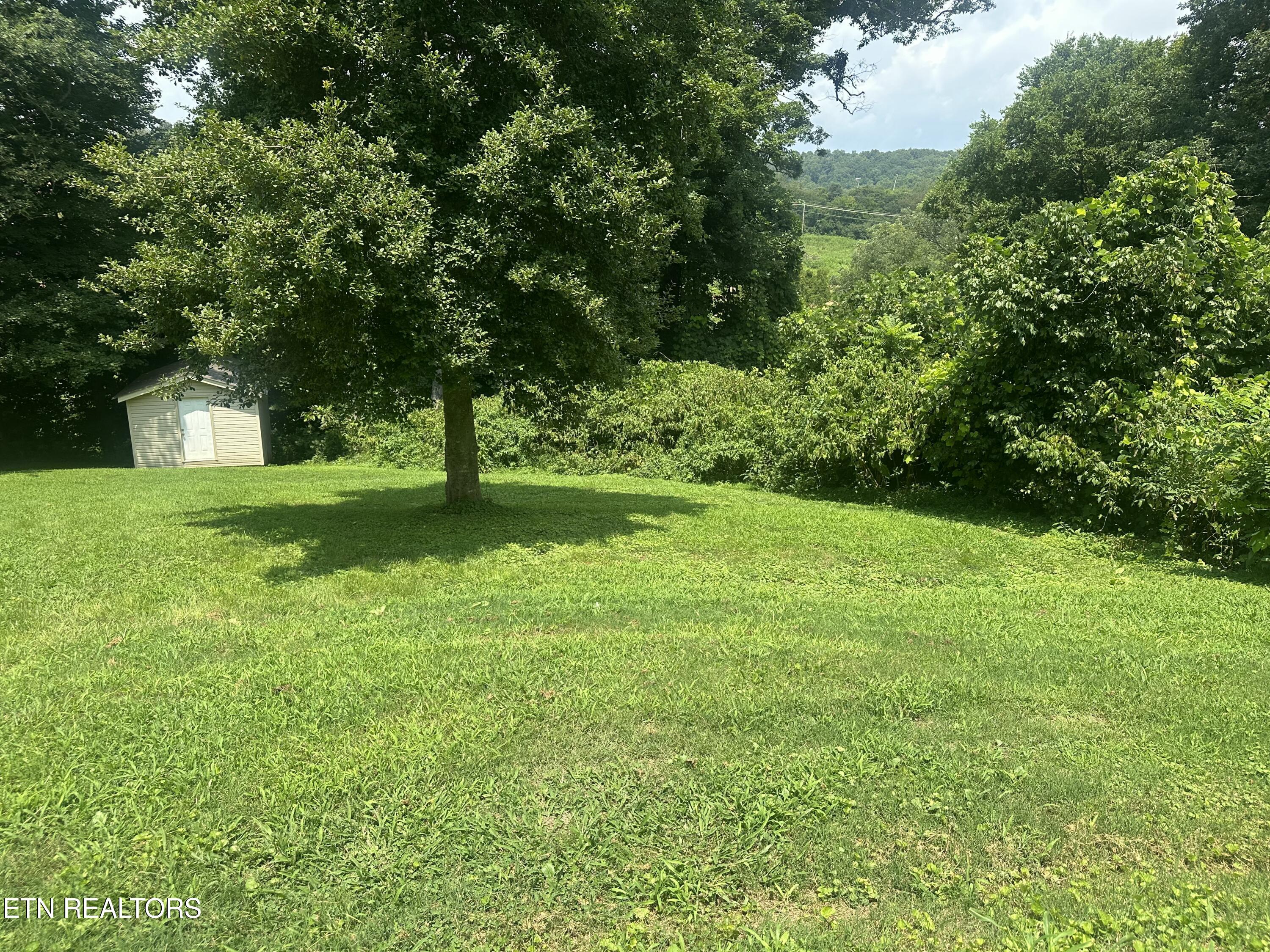 W 9th Avenue (lot 2r) Lenoir City TN 37771