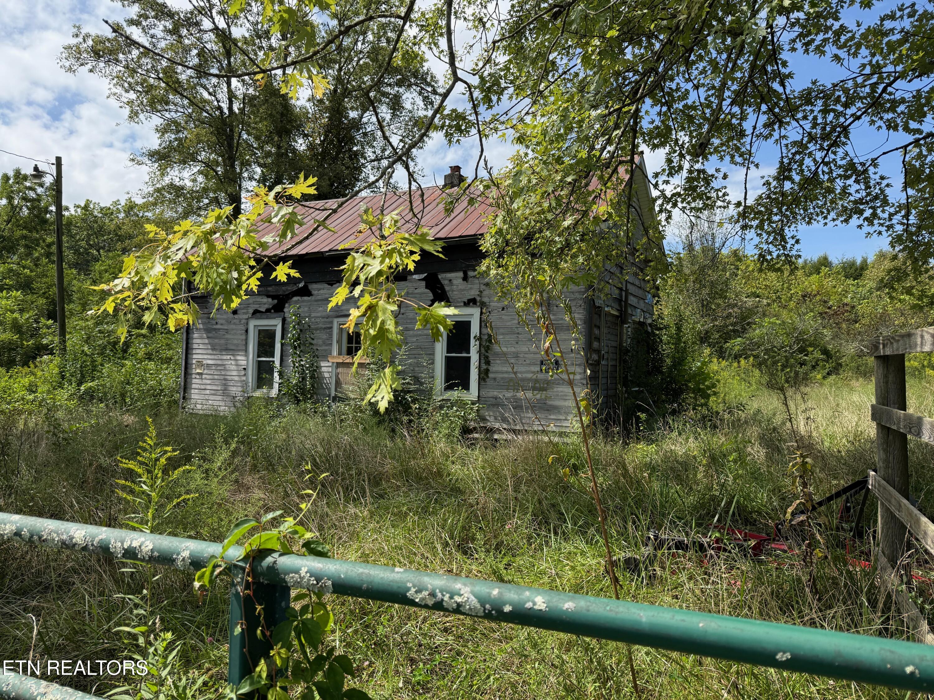 1235 Tatesville Road Palmer TN 37365