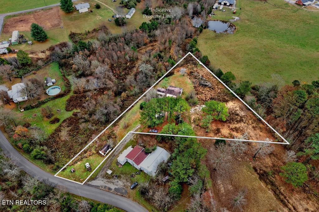 265 N Center Point Acres Walling TN 38587
