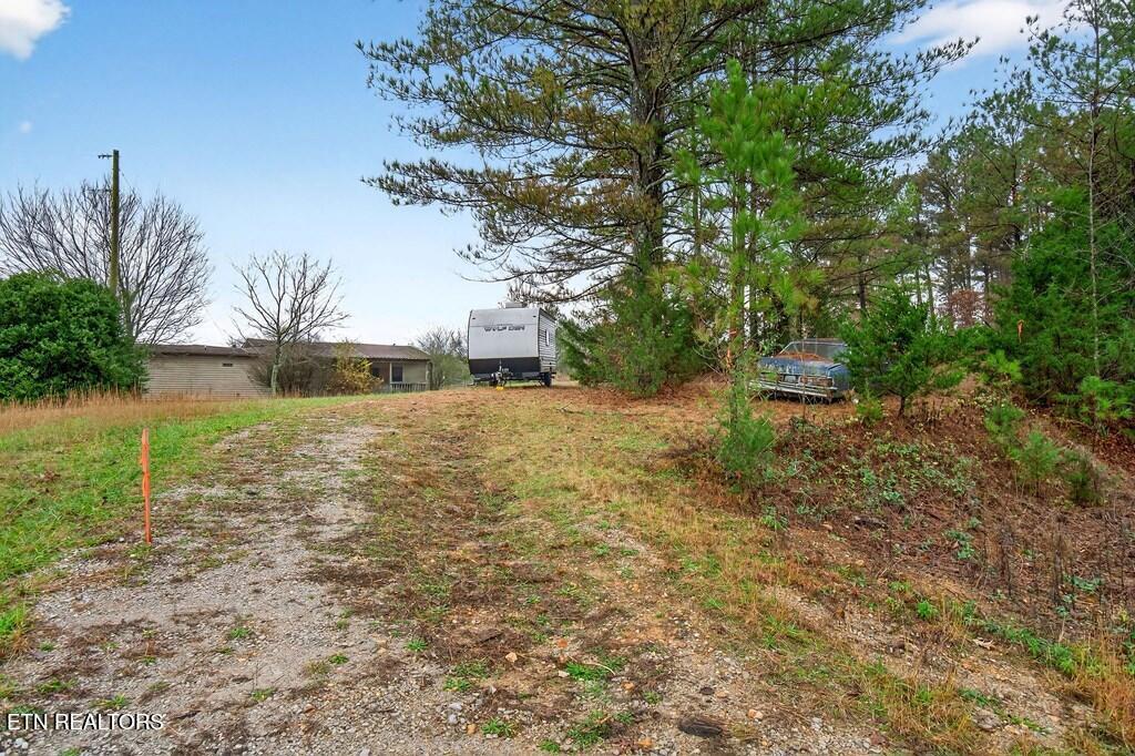 265 N Center Point Acres Walling TN 38587
