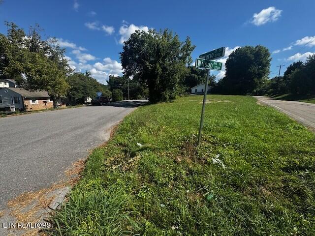 2739 Wilson Avenue Knoxville TN 37914