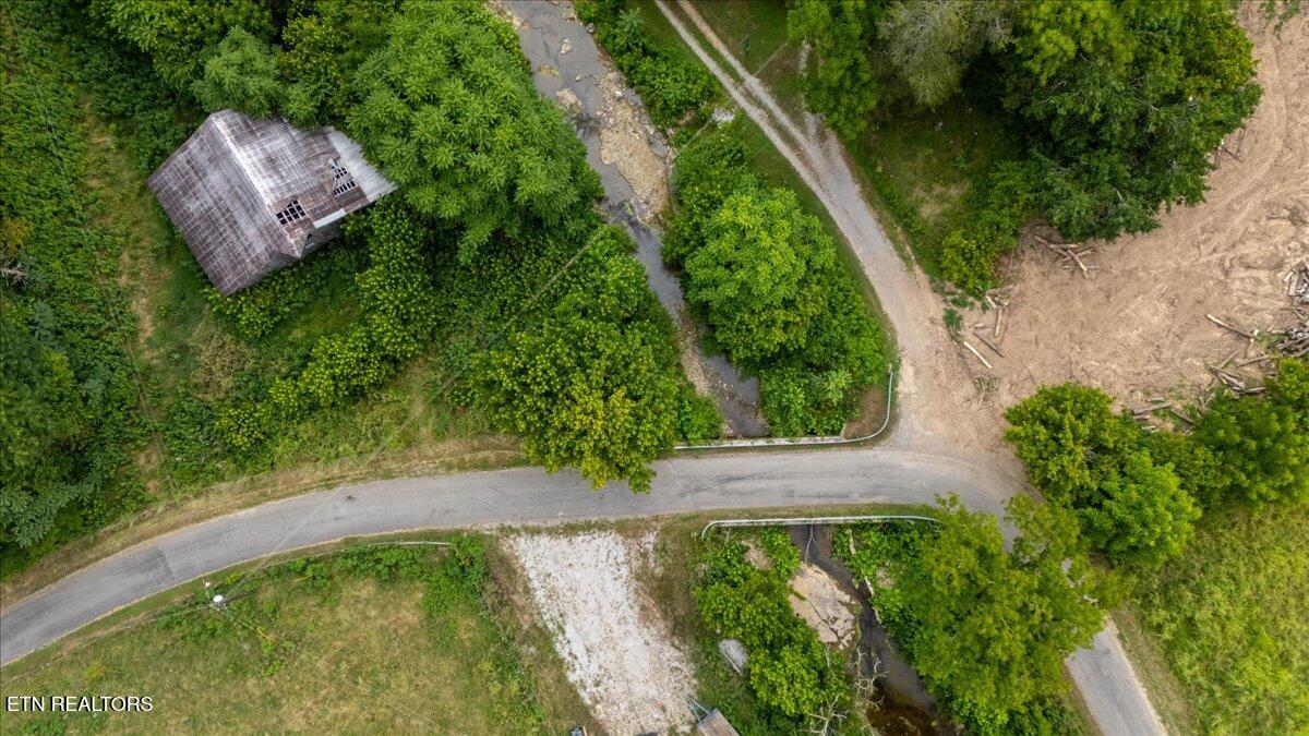 Knob Creek Road Celina TN 38551