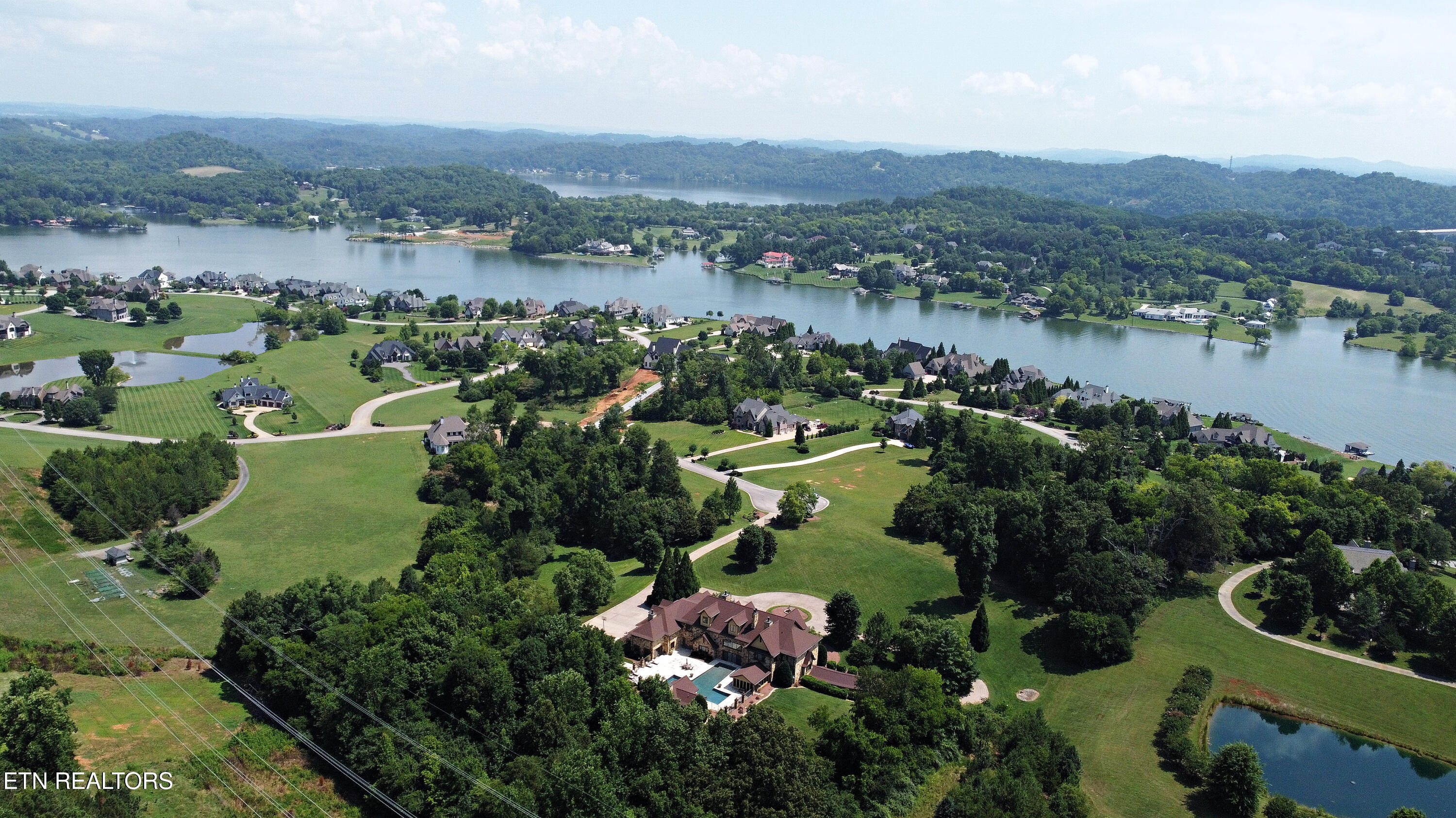 3630 Lashbrooke Way Louisville TN 37777