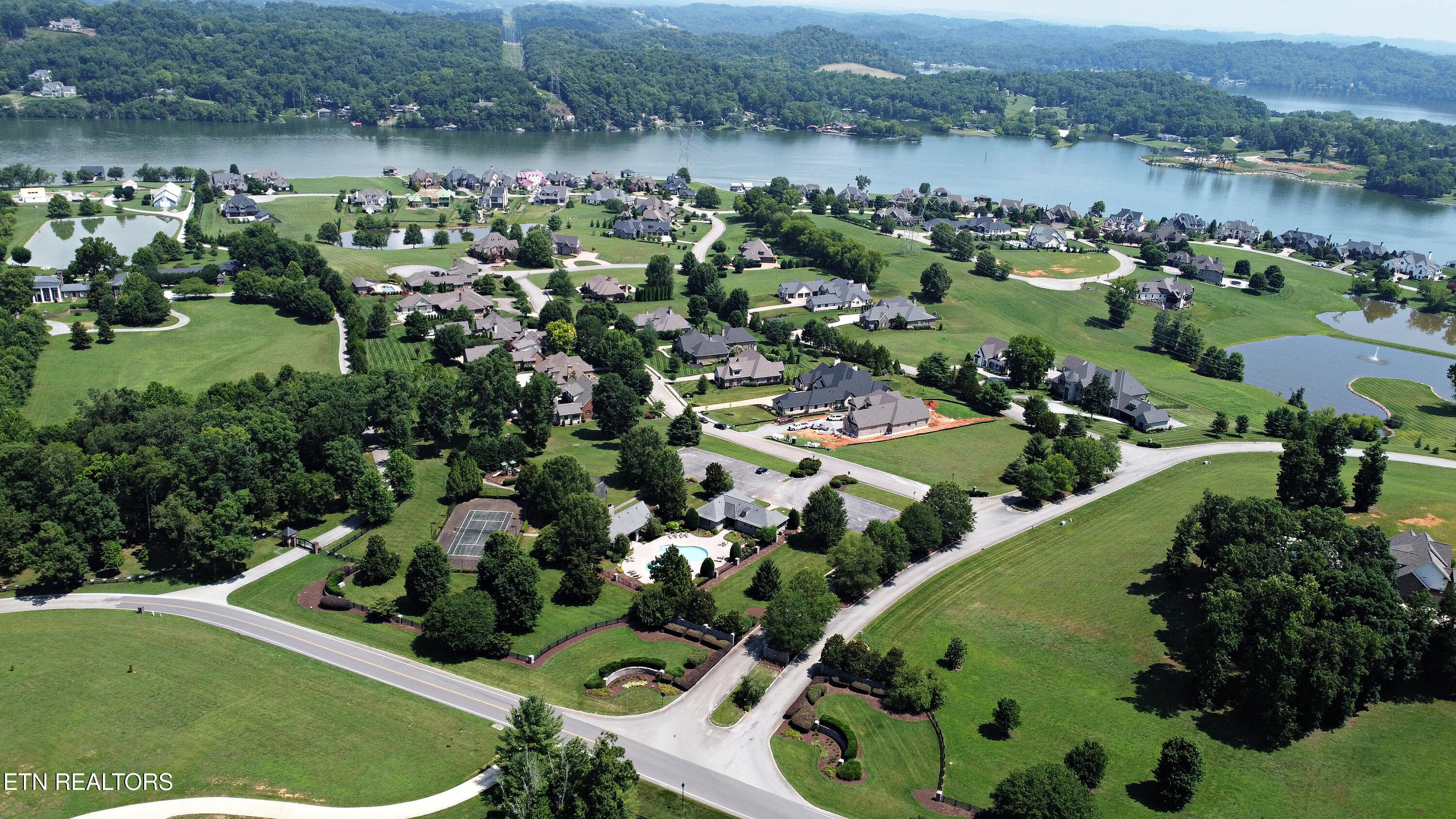 3630 Lashbrooke Way Louisville TN 37777